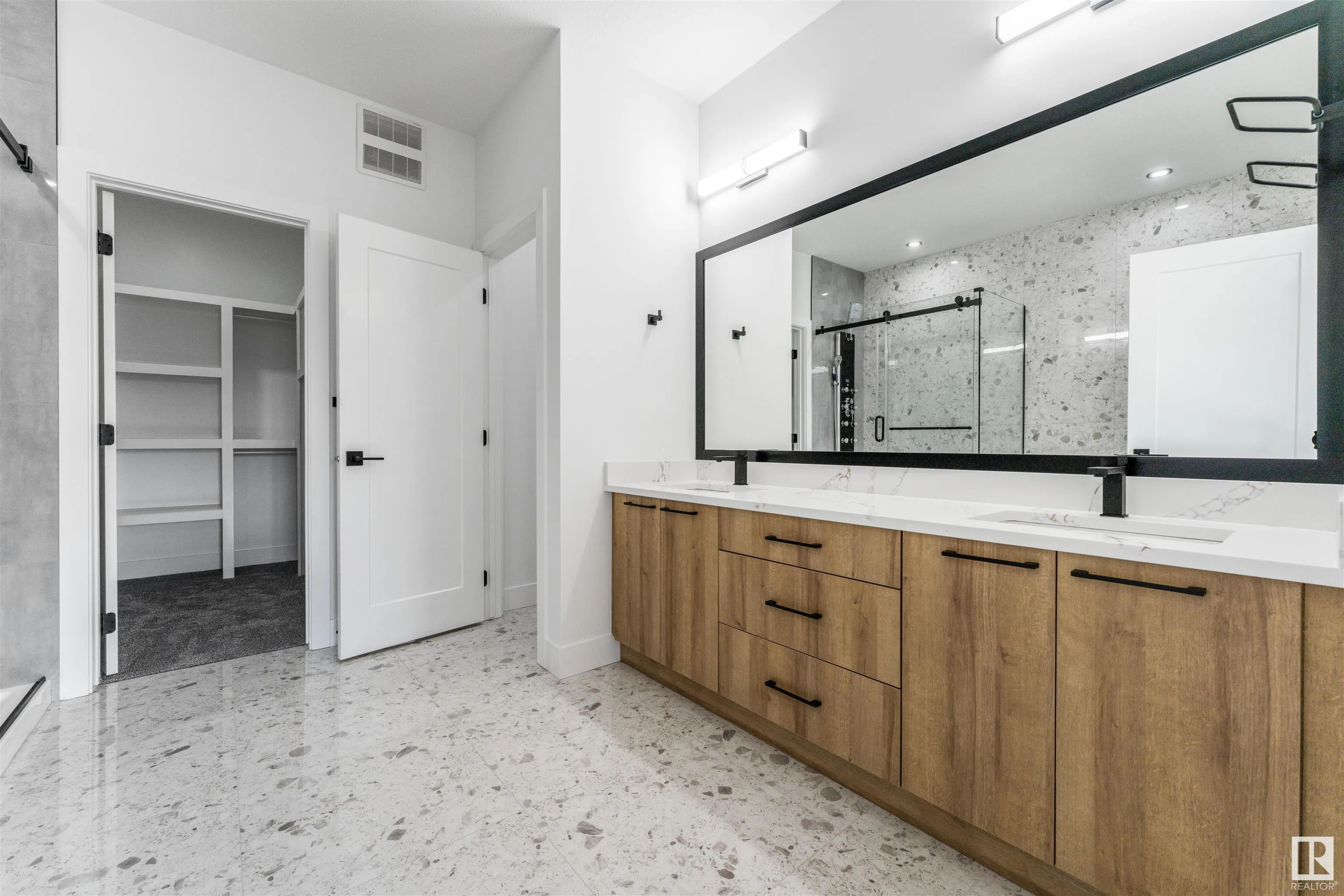 1780 WESTERRA Loop