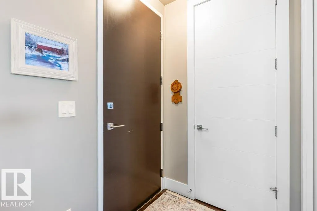 200 BELLEROSE Drive
