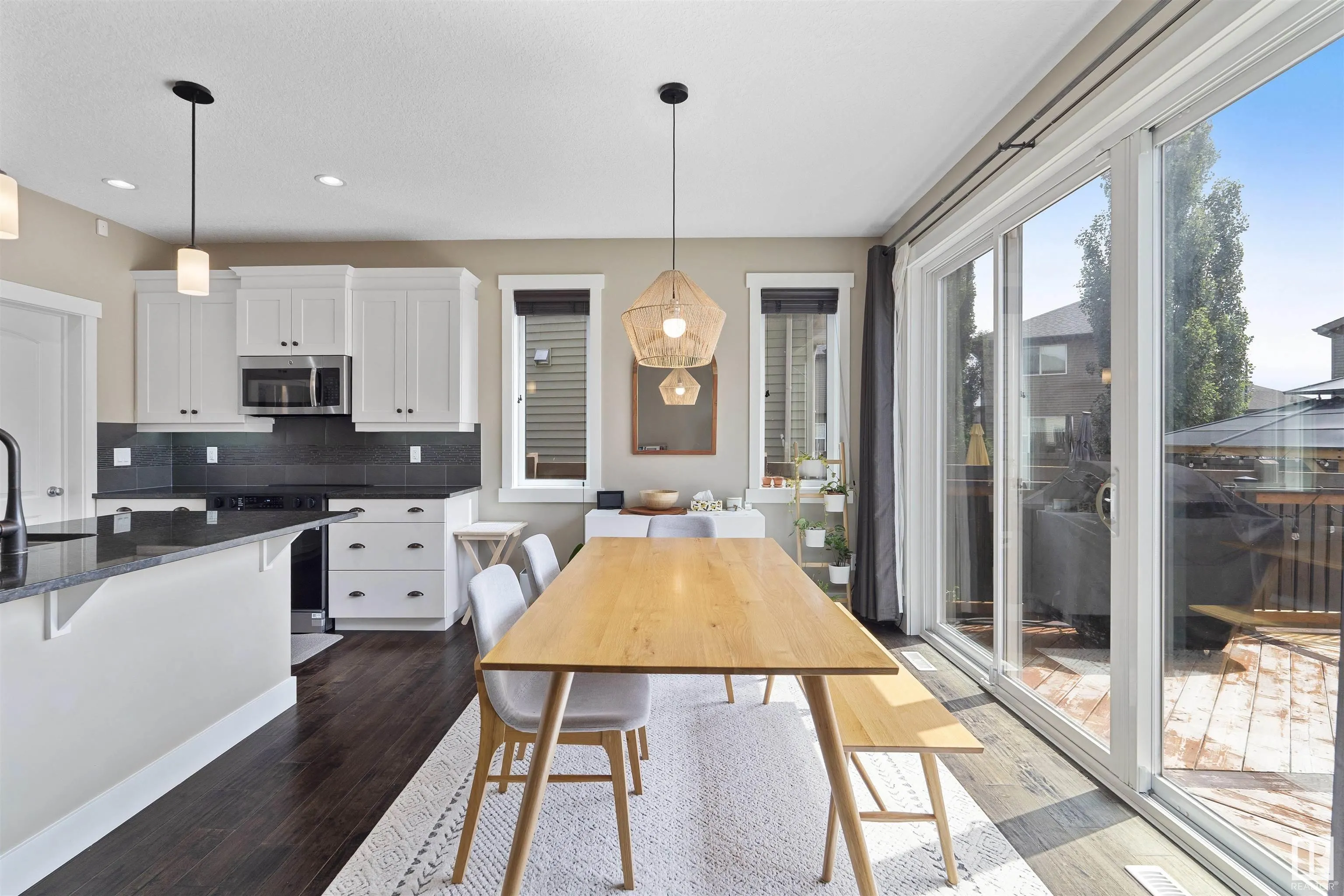 3411 PARKER Loop