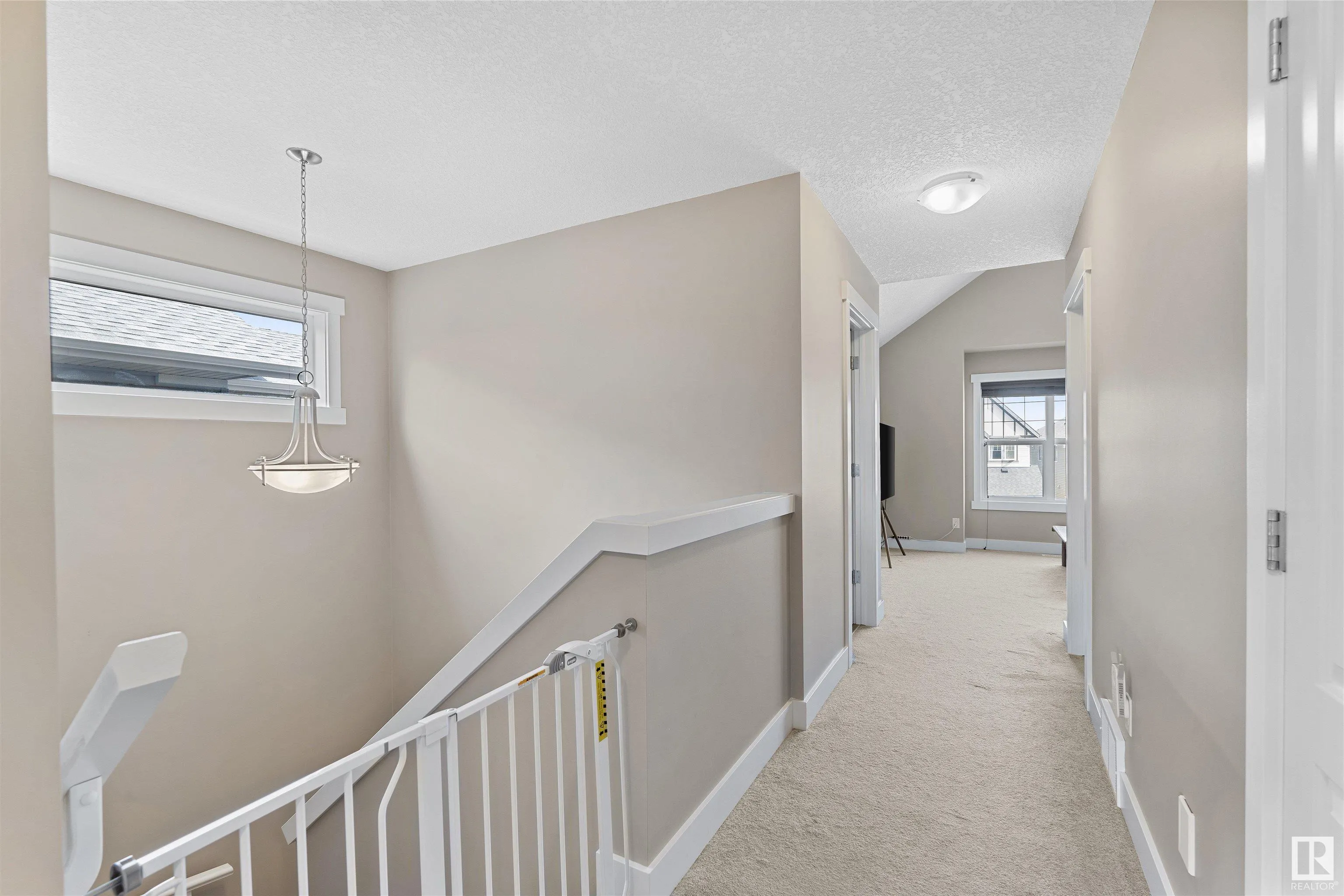 3411 PARKER Loop