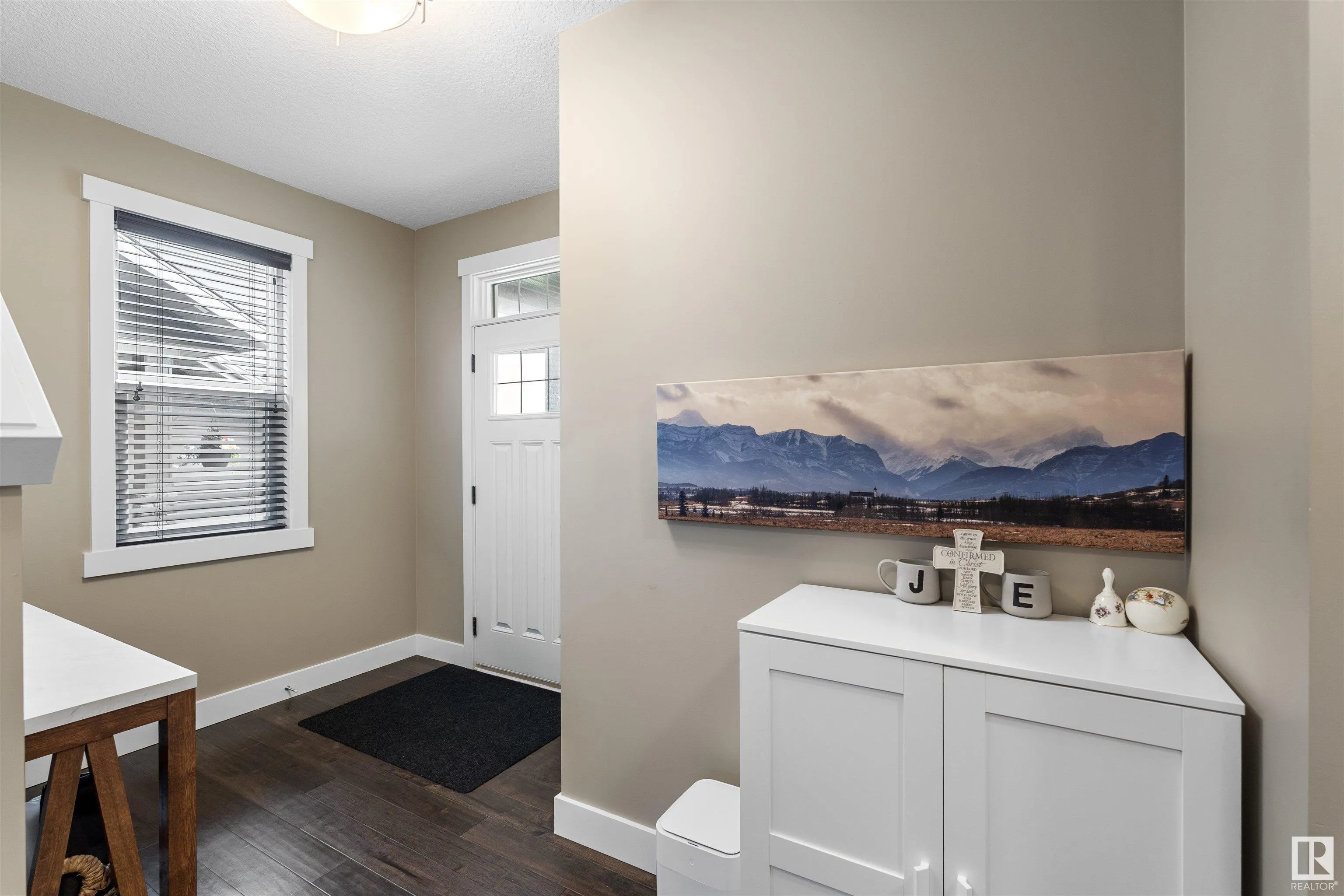 3411 PARKER Loop