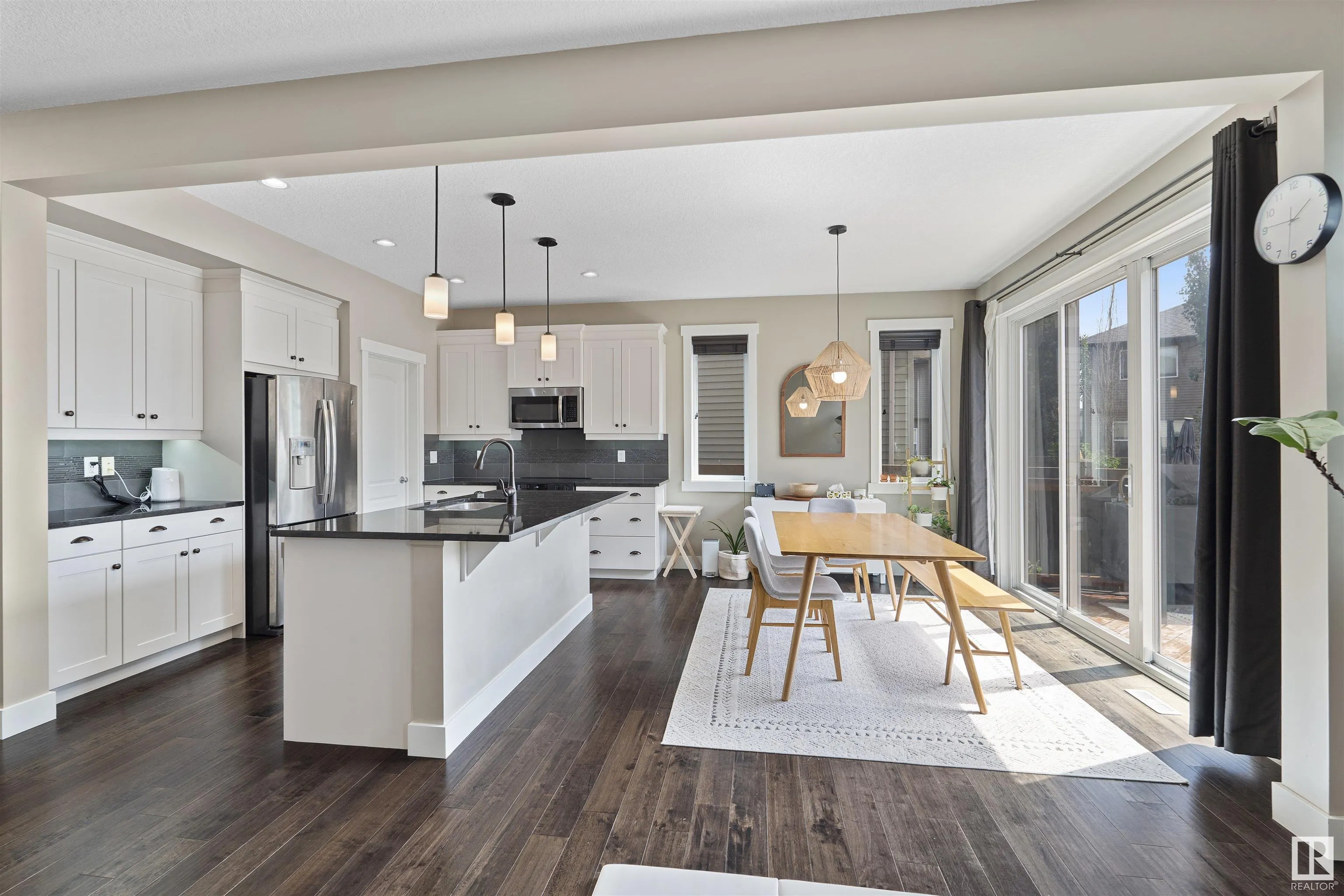 3411 PARKER Loop