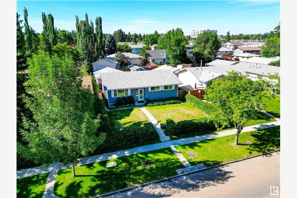 110 BROOKWOOD Drive
