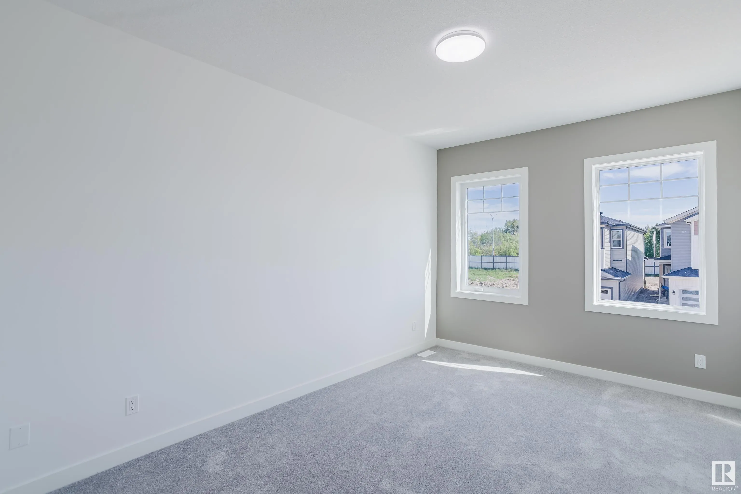 263 Munn Way