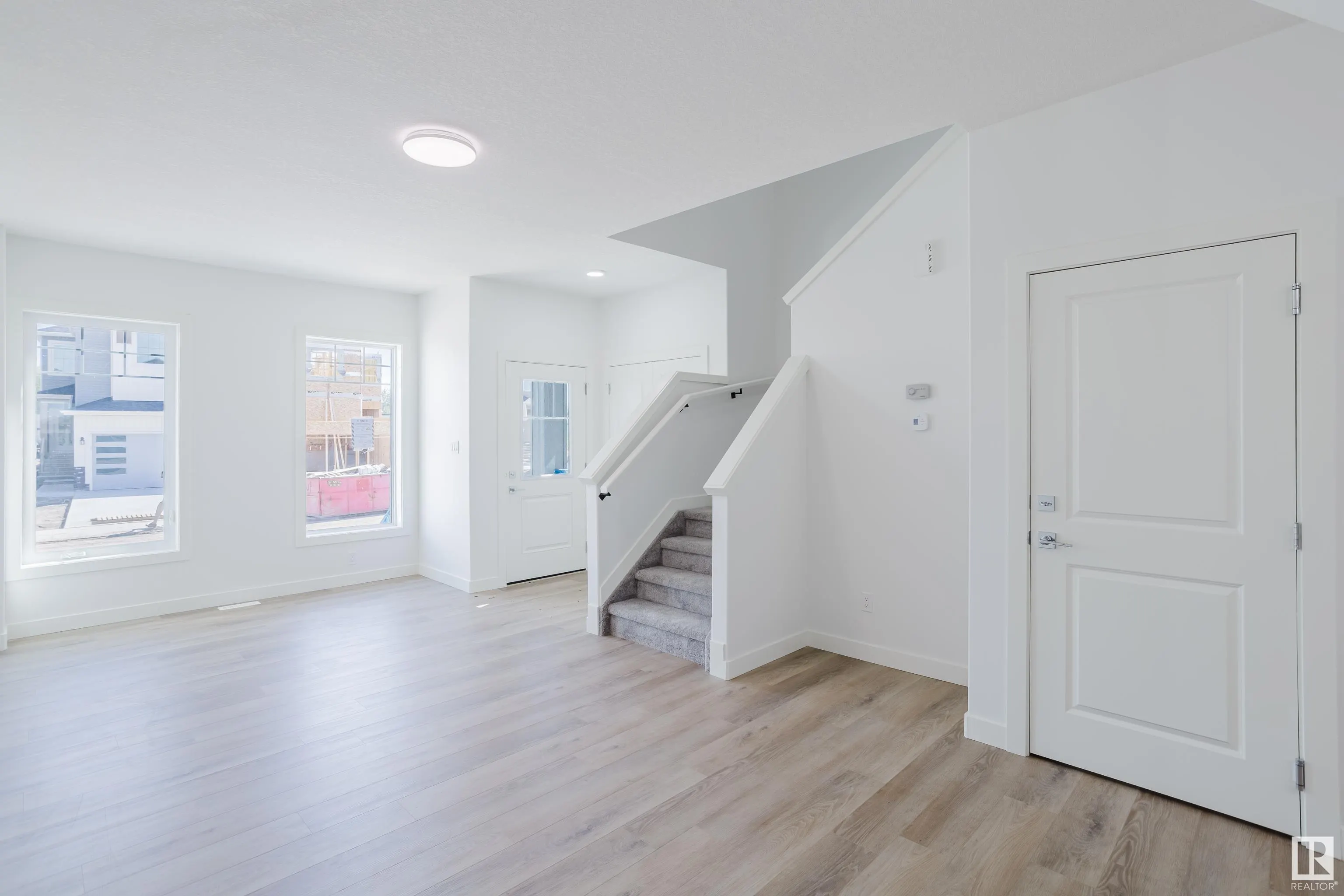 263 Munn Way
