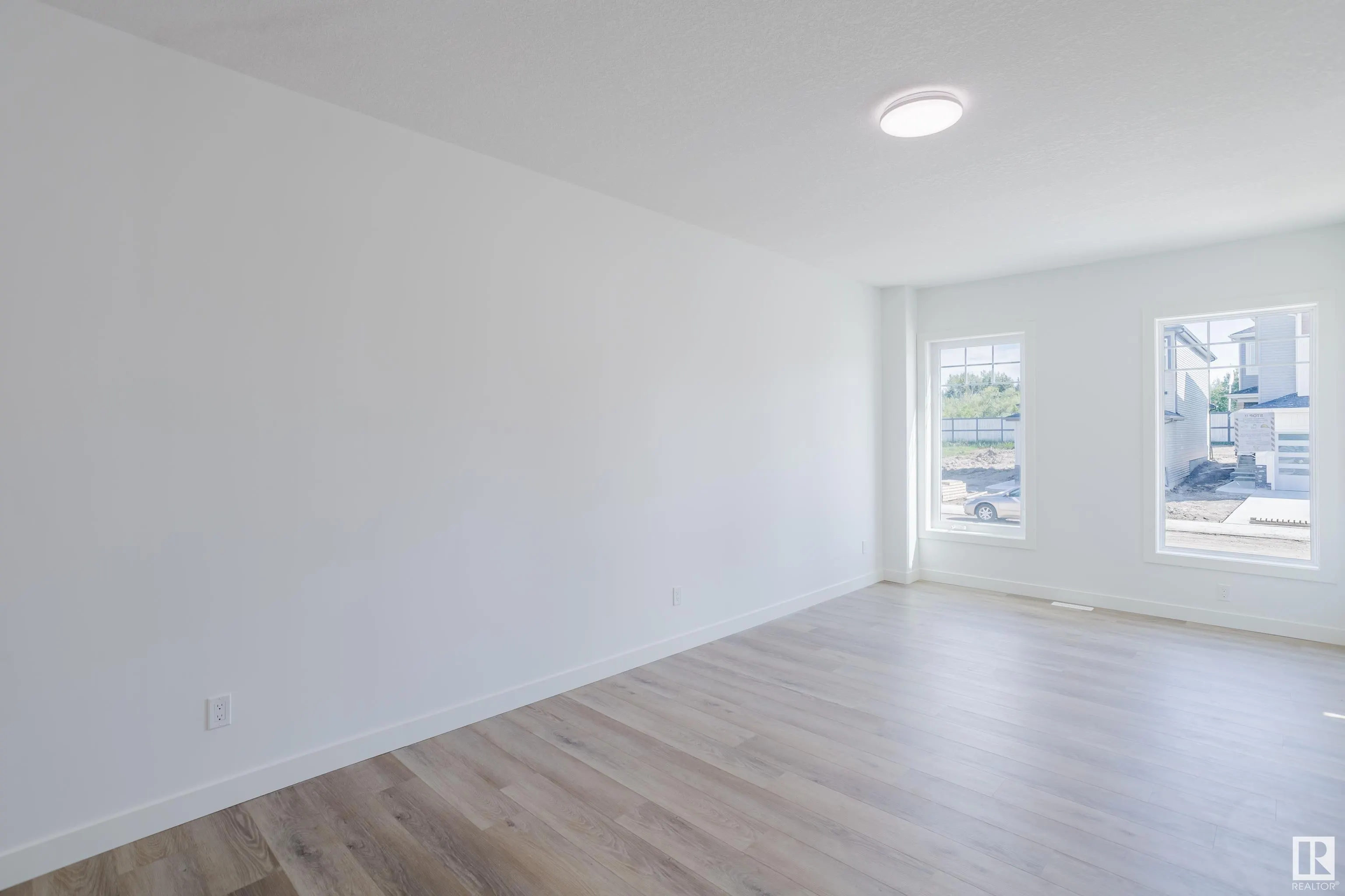 263 Munn Way