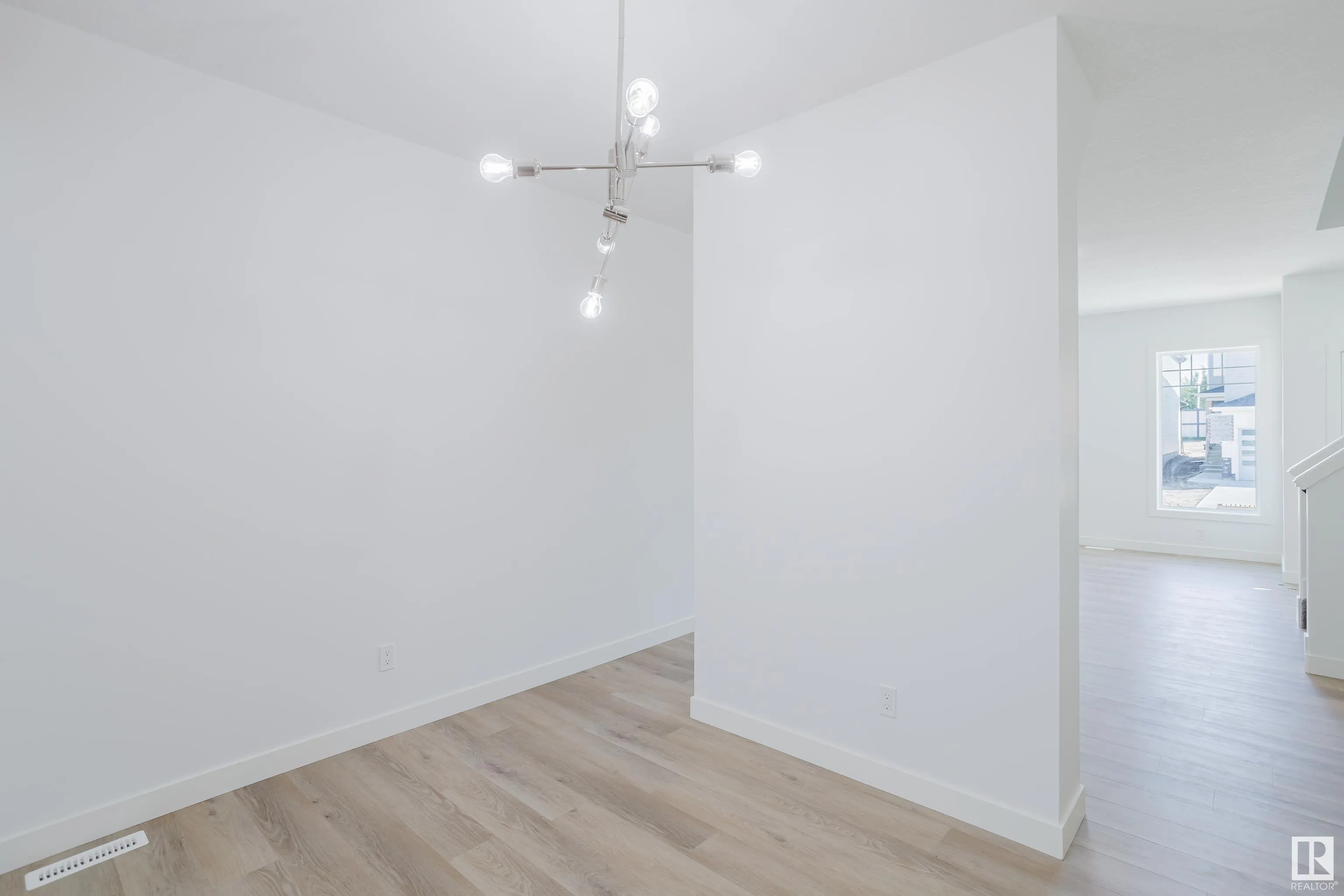 263 Munn Way