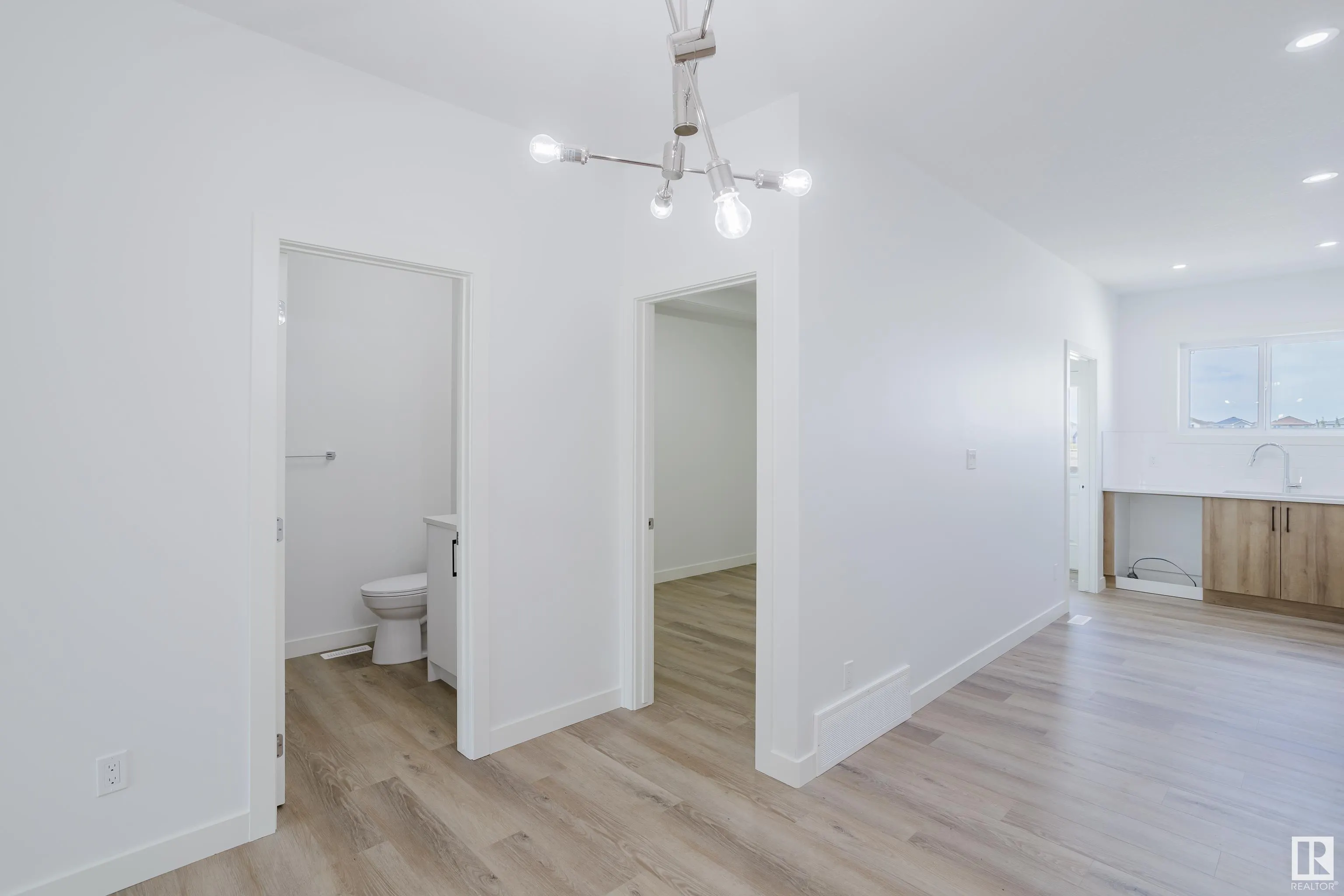 263 Munn Way