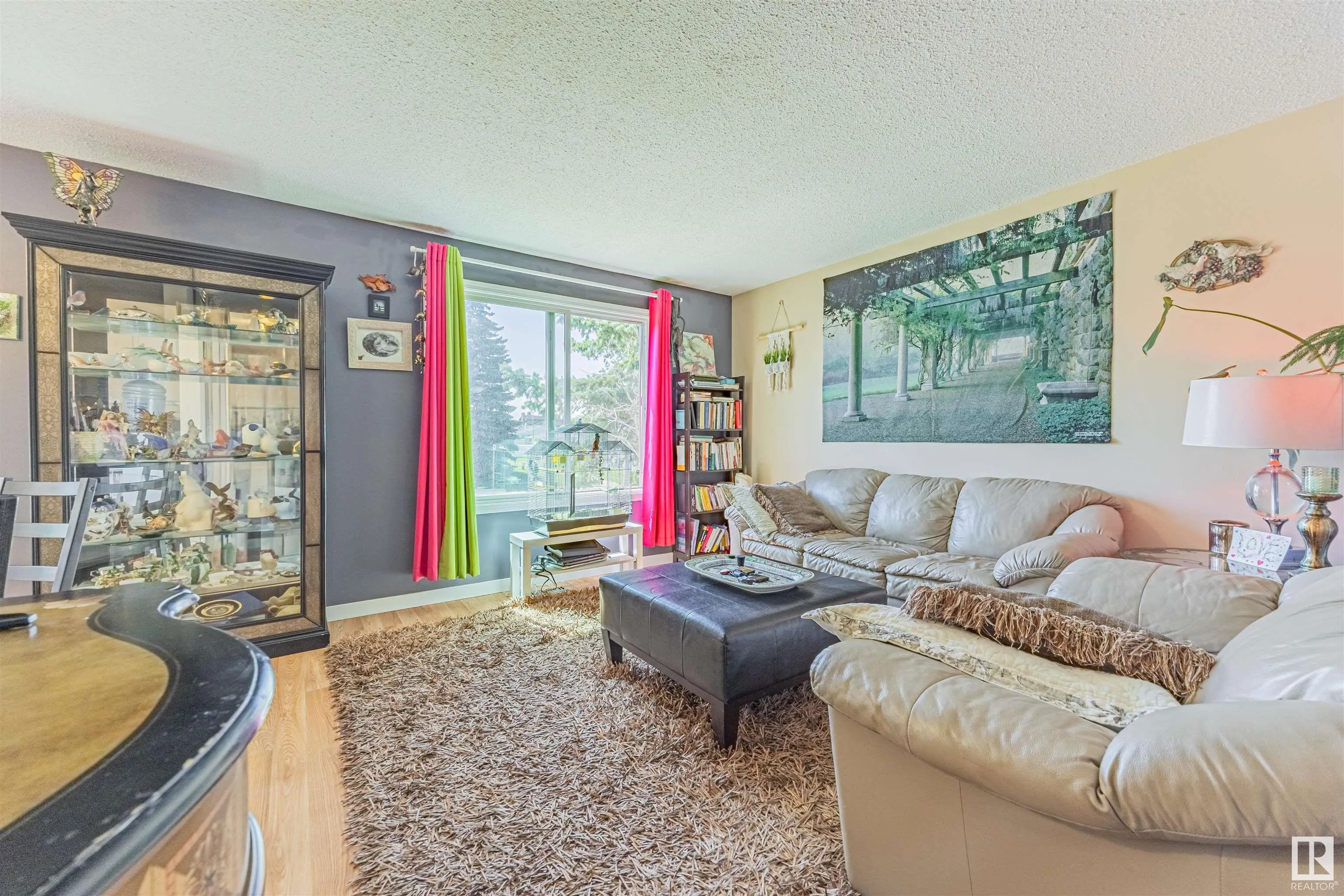 296 KNOTTWOOD North Road