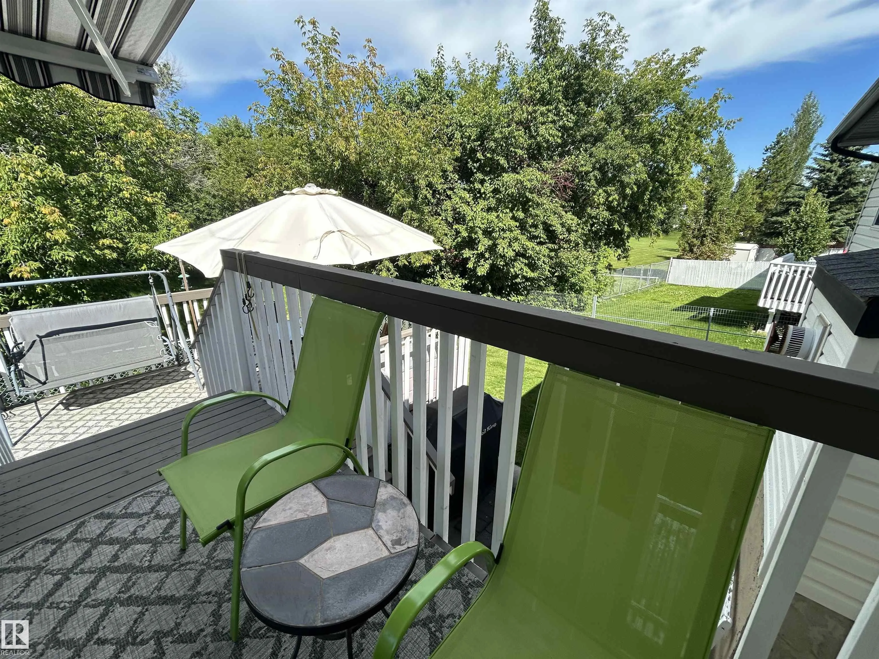 428 RAINBOW Crescent