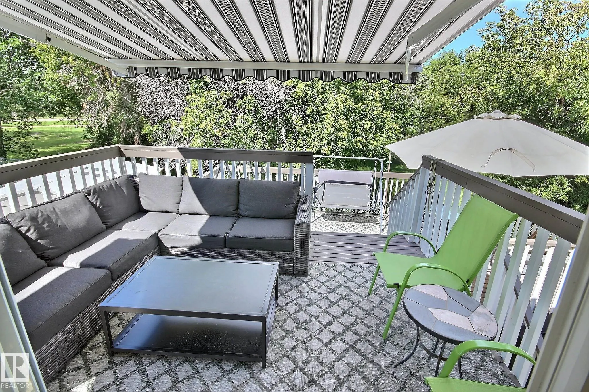428 RAINBOW Crescent