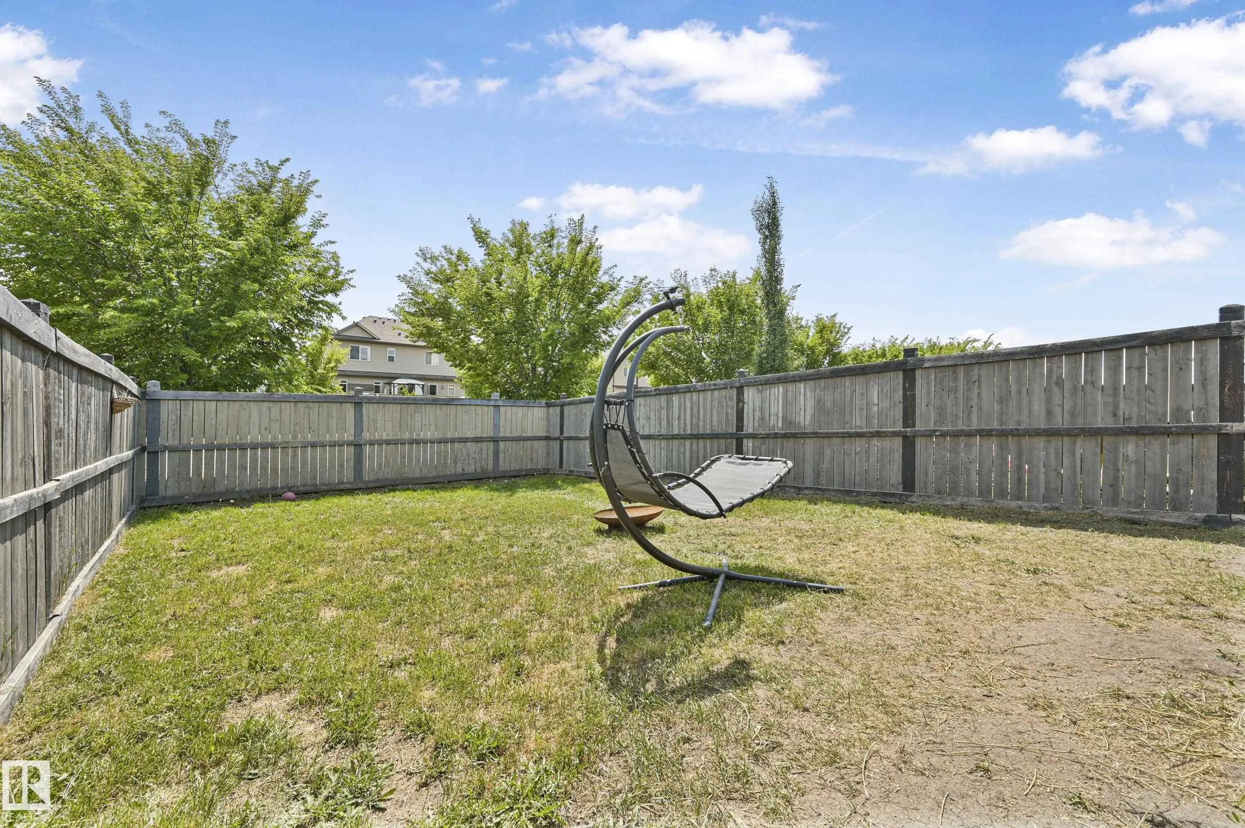 85 KEYSTONE Crescent