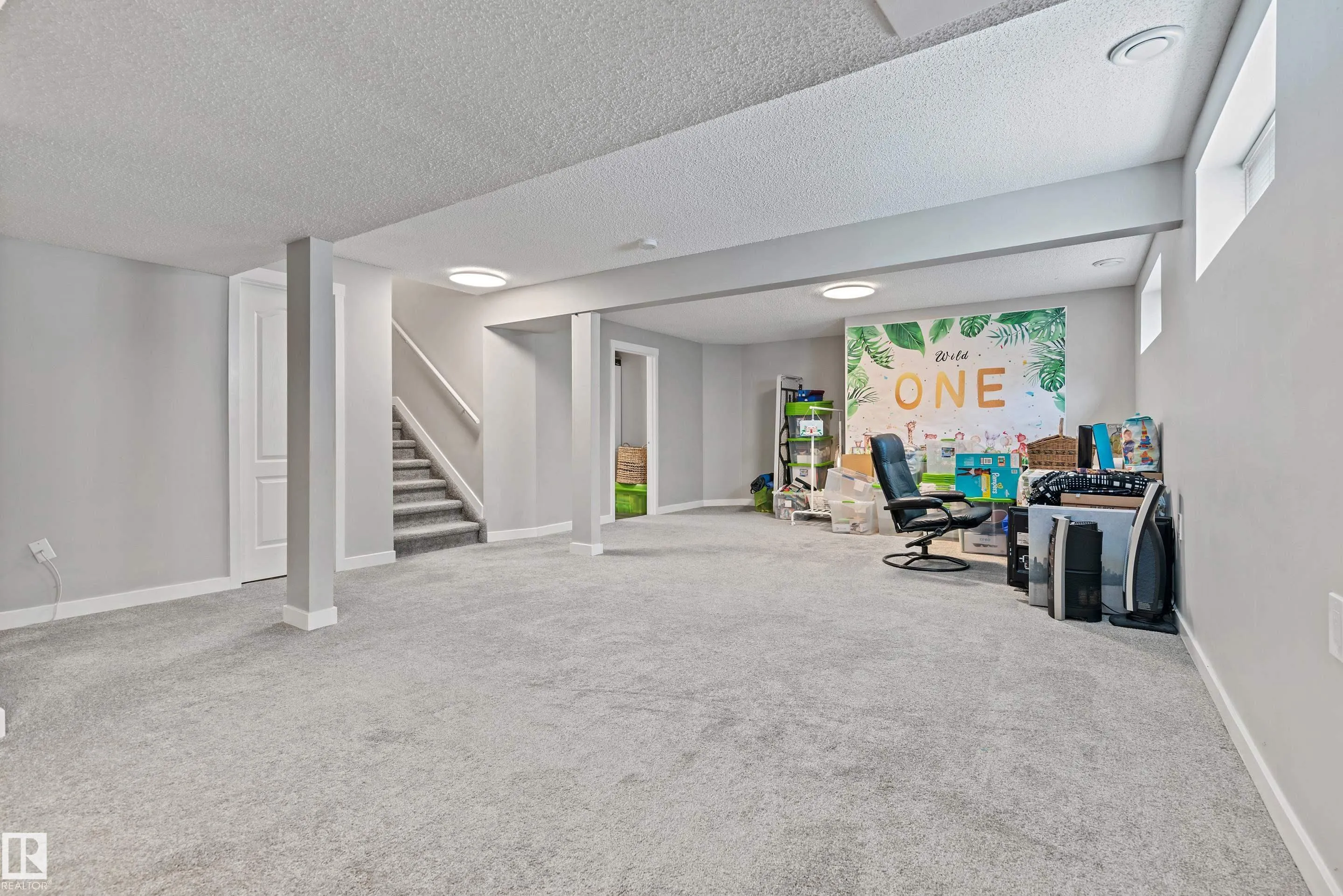1853 TOMLINSON Way