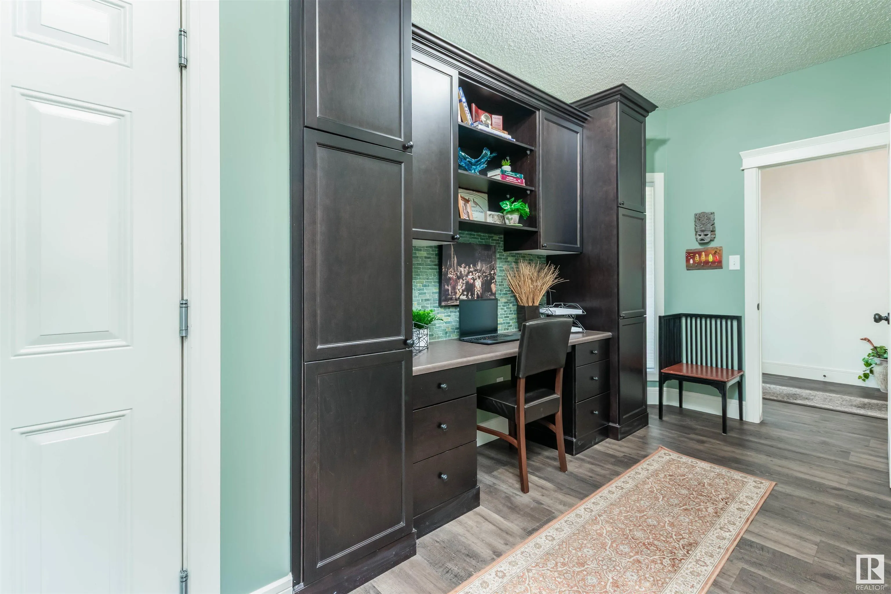 3687 WESTCLIFF Way