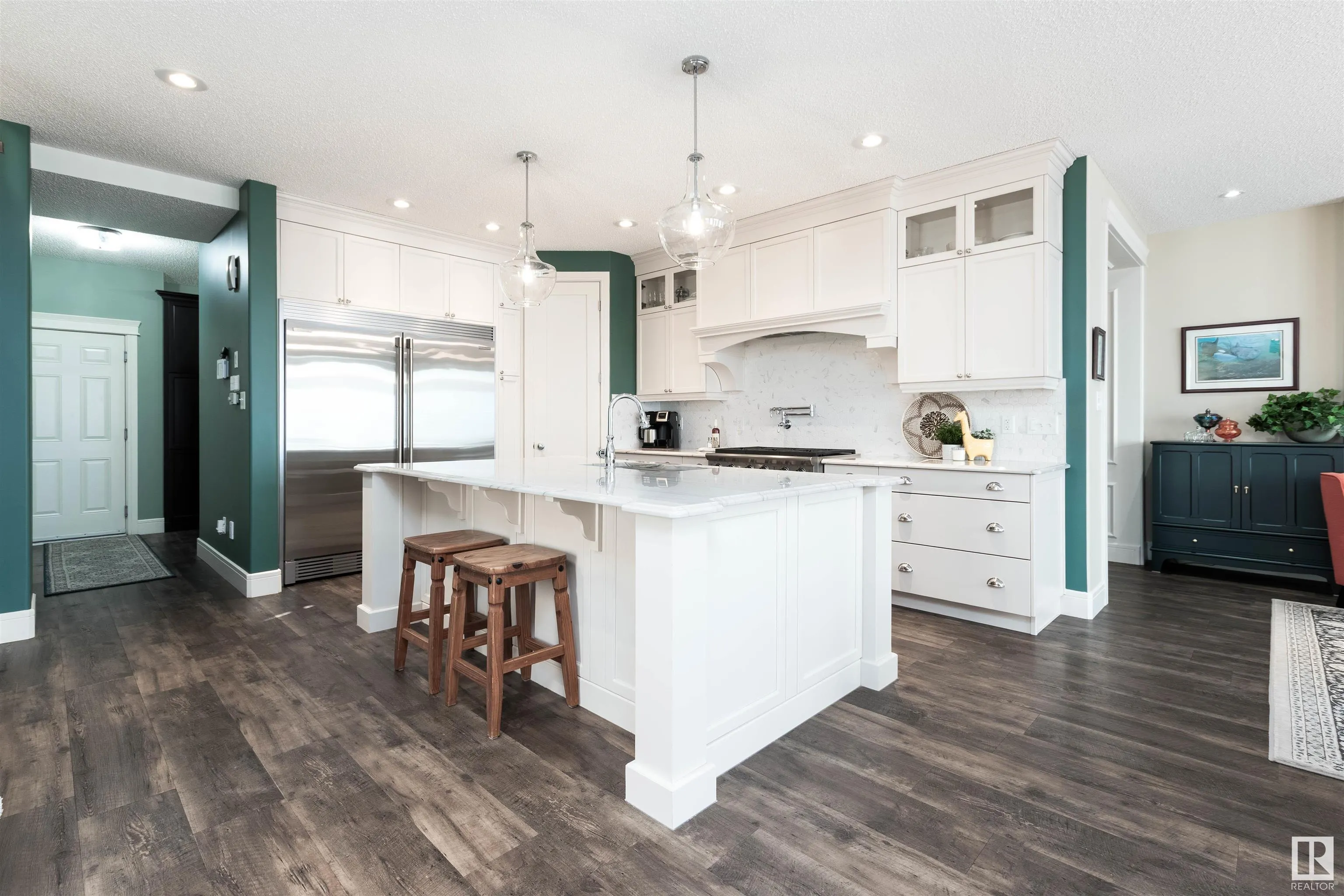3687 WESTCLIFF Way