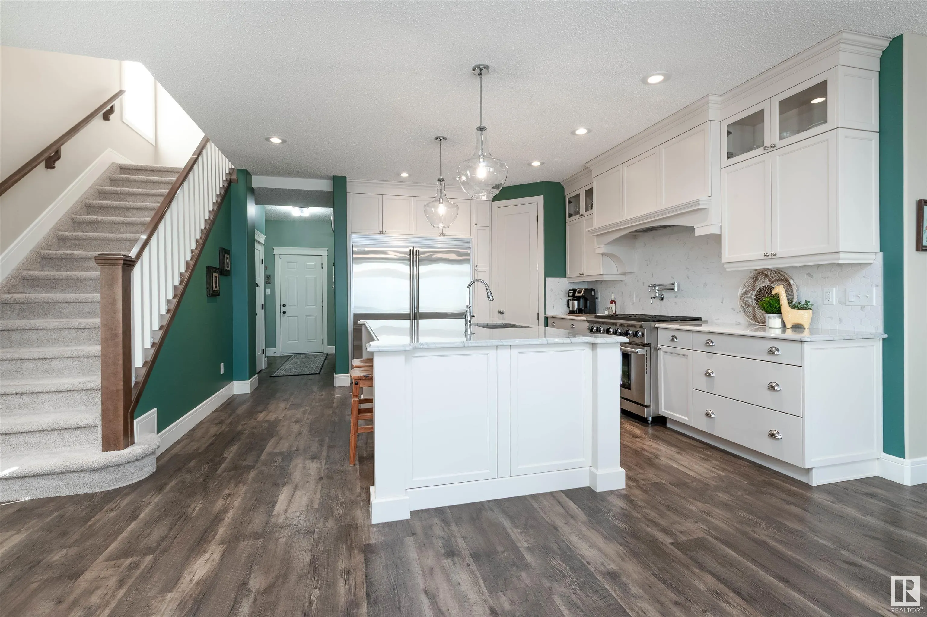 3687 WESTCLIFF Way