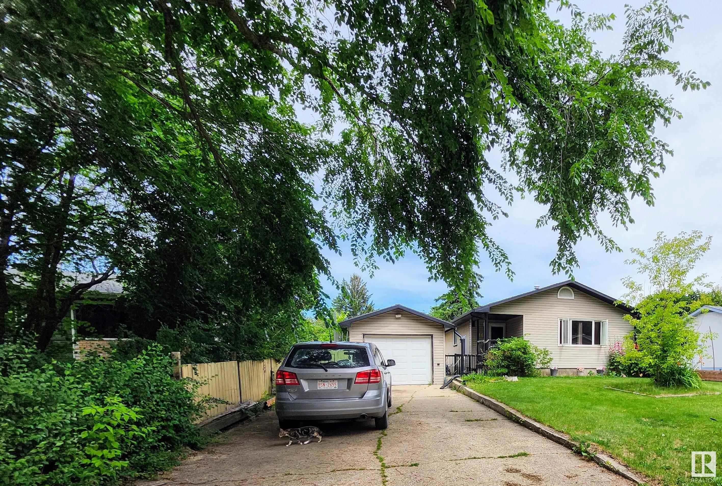16 RAVEN Drive