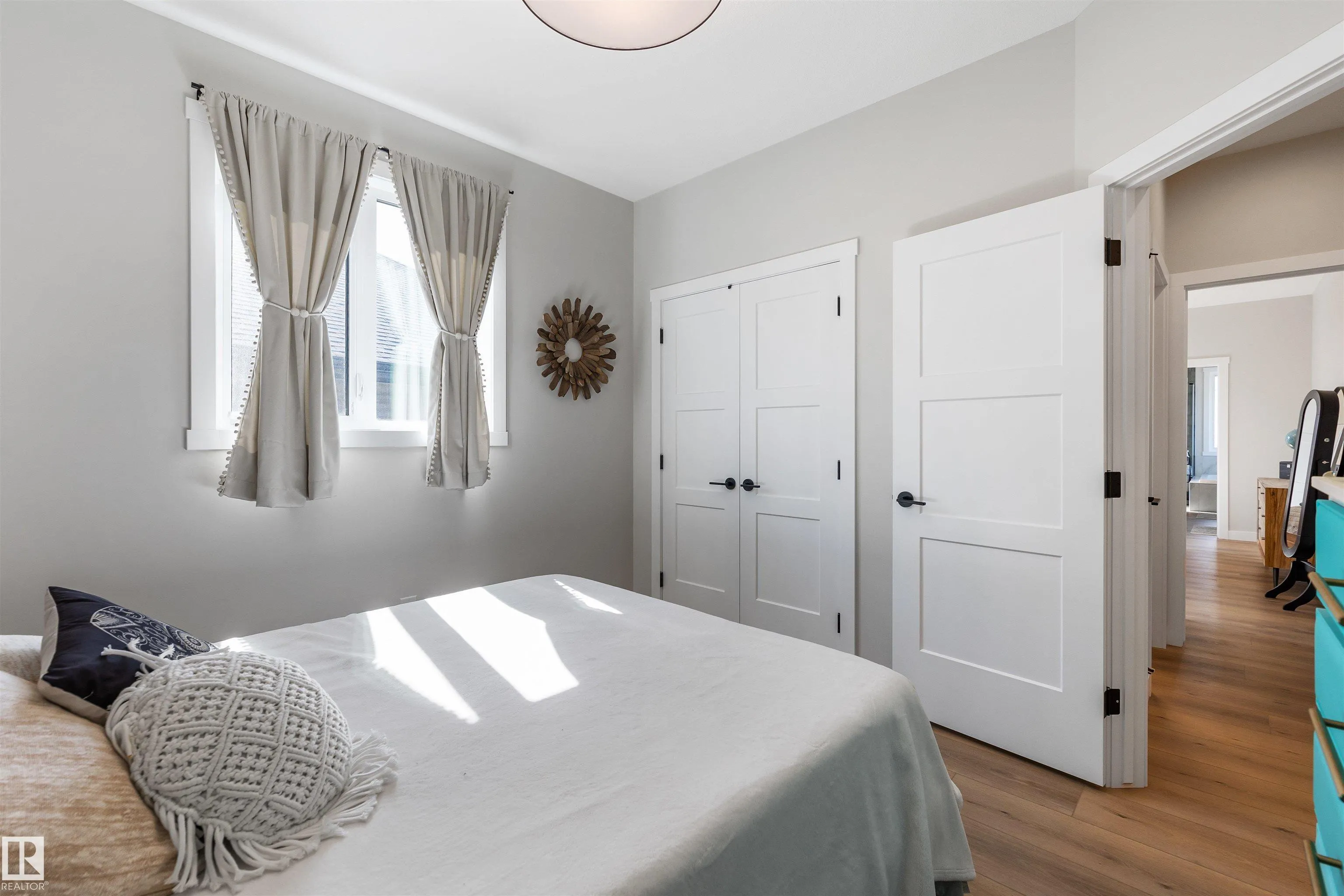 118 LILAC Close