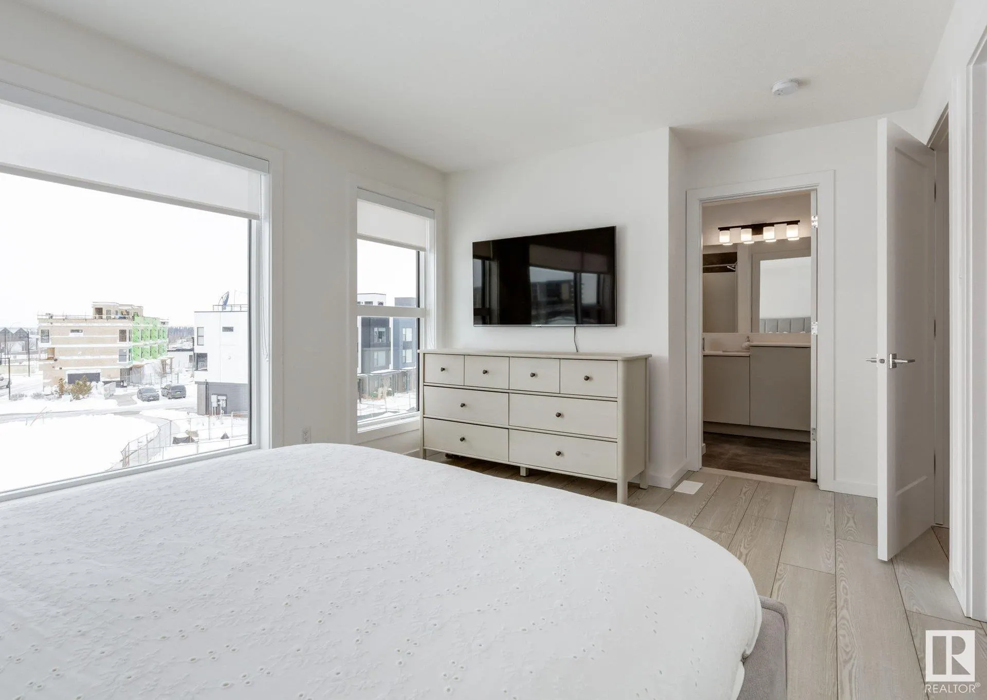 5 RONDEAU Drive
