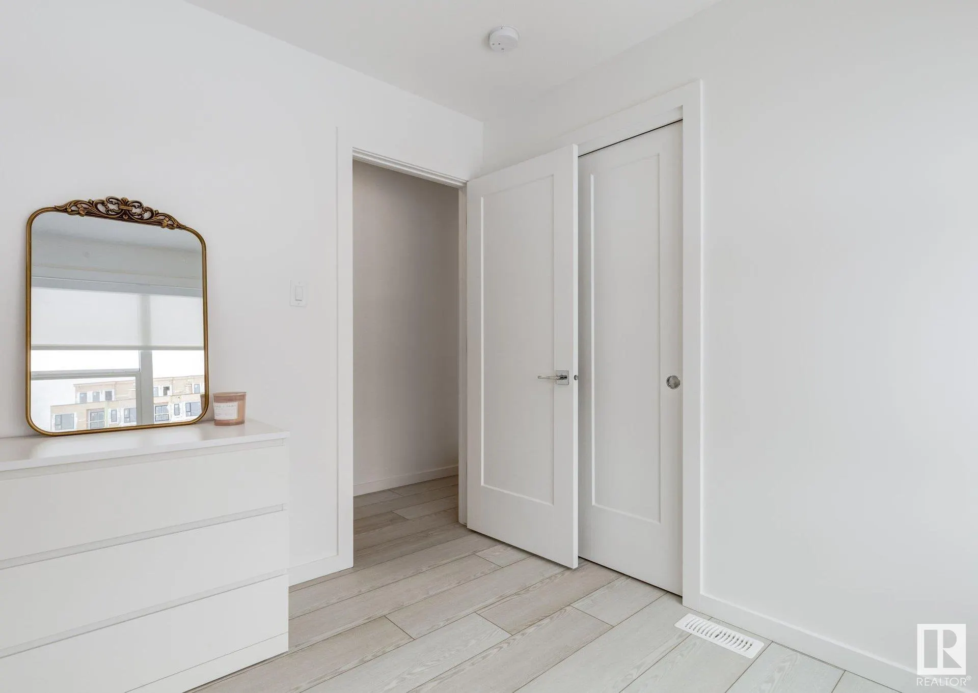 5 RONDEAU Drive