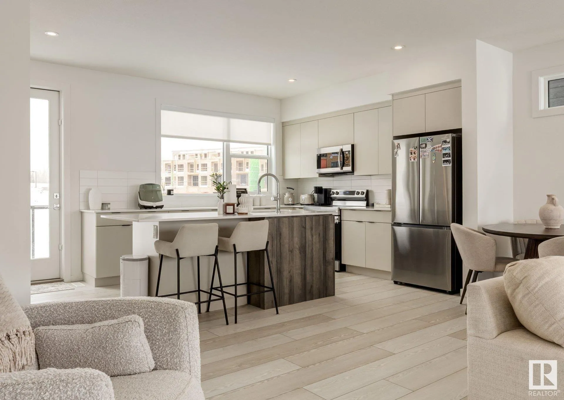 5 RONDEAU Drive