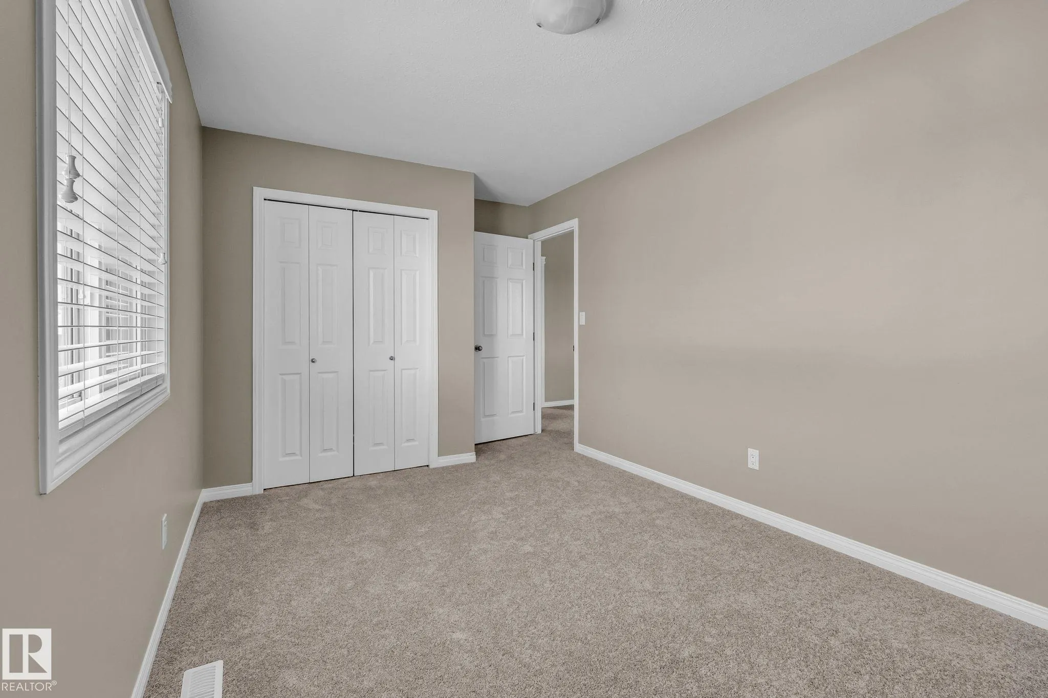 14 WESLEYAN Court