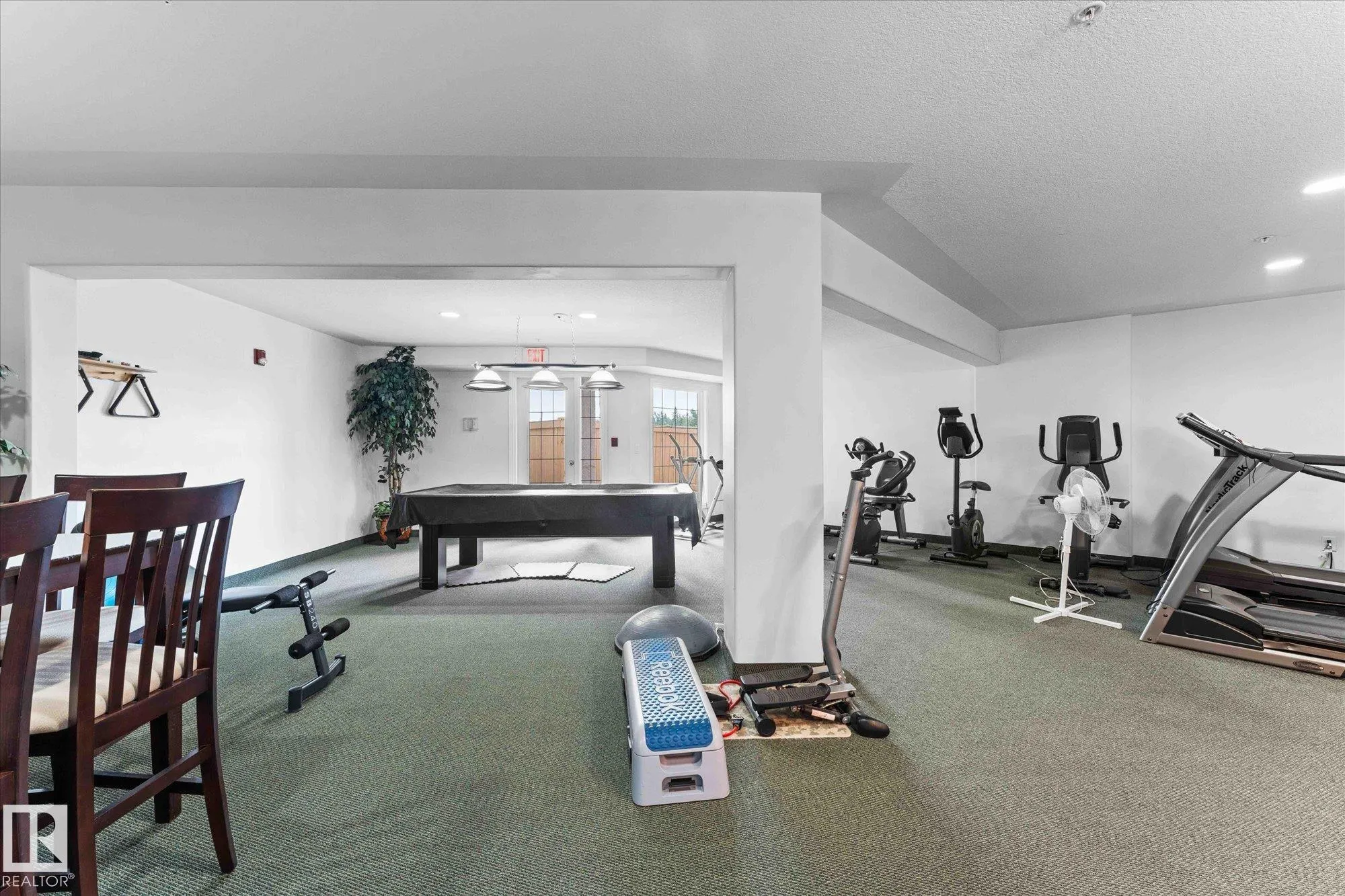 7803 GOLF COURSE Road