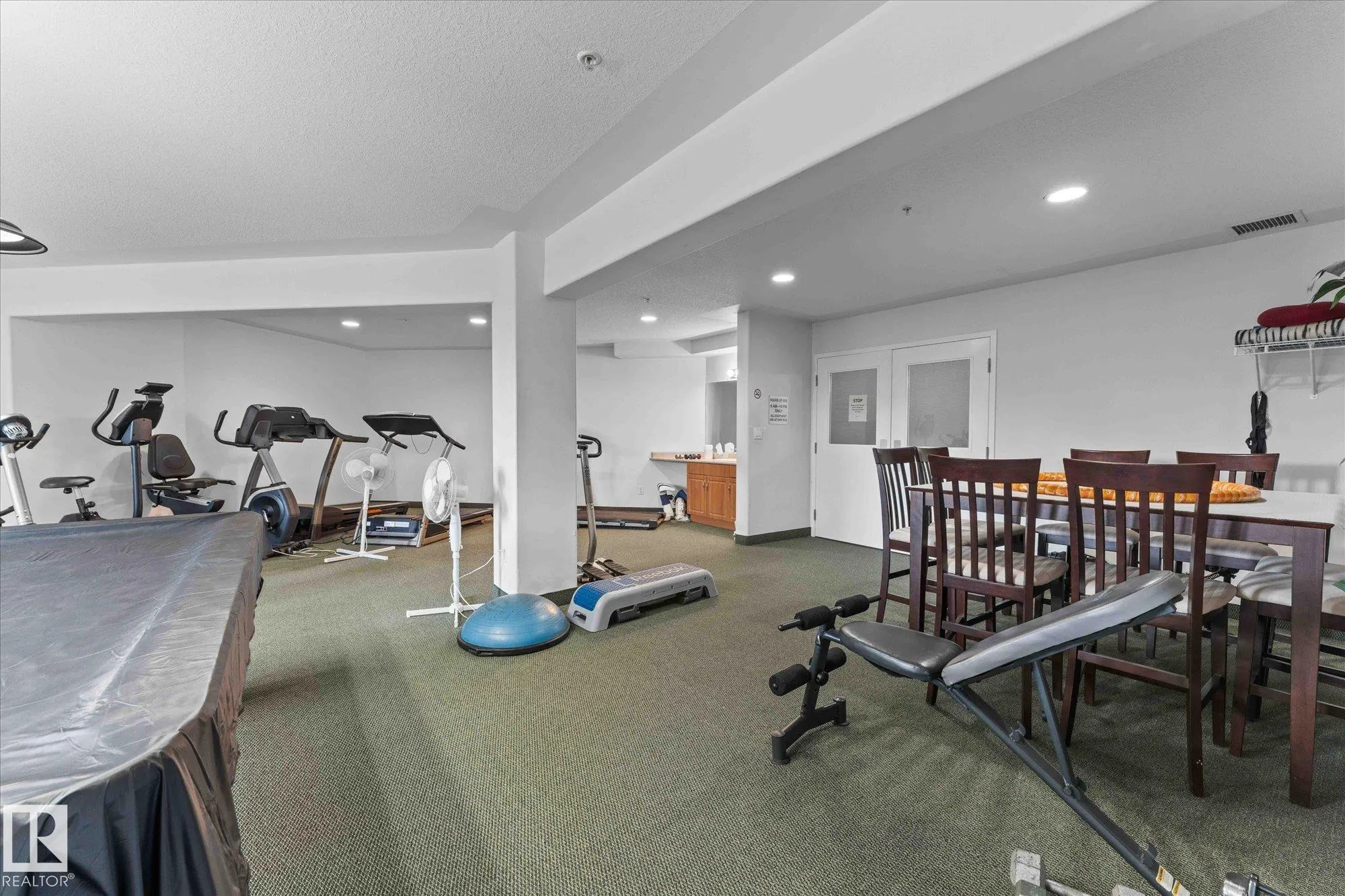 7803 GOLF COURSE Road