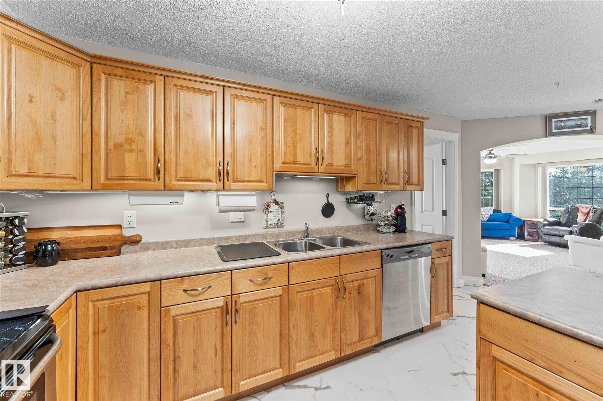 7803 GOLF COURSE Road