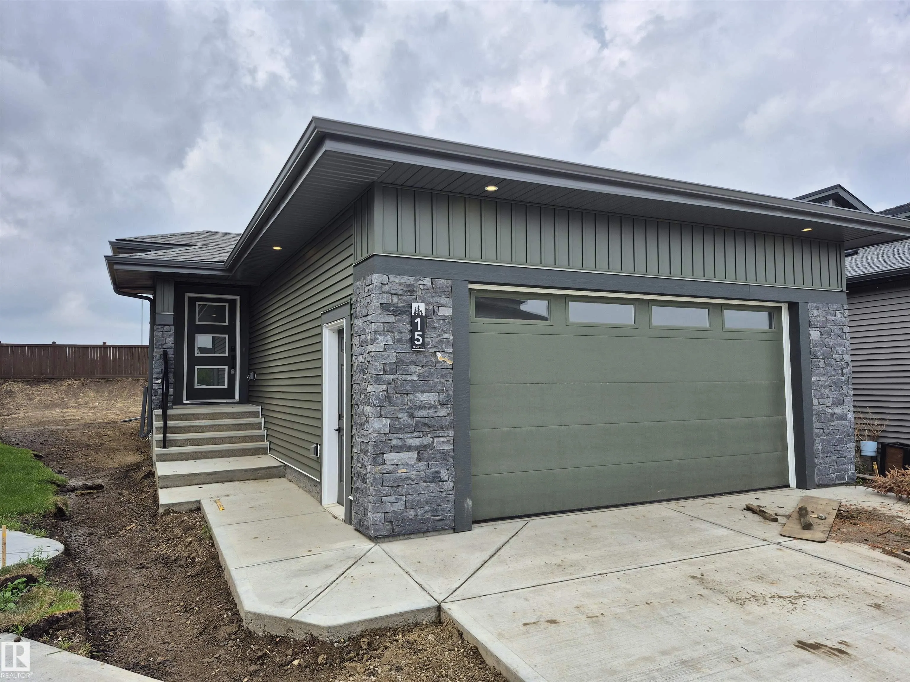 15 BRUNSWYCK Crescent