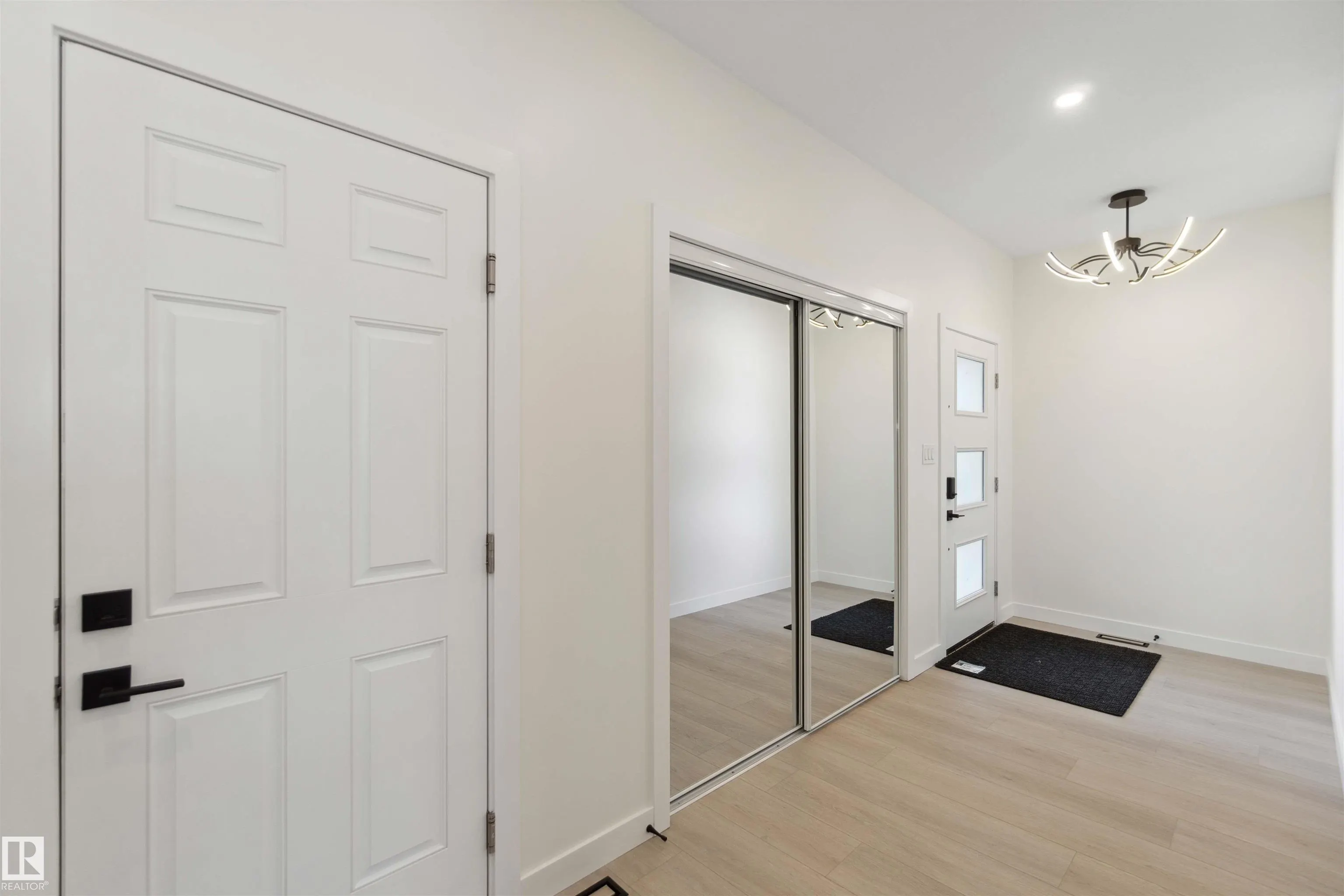 15 BRUNSWYCK Crescent