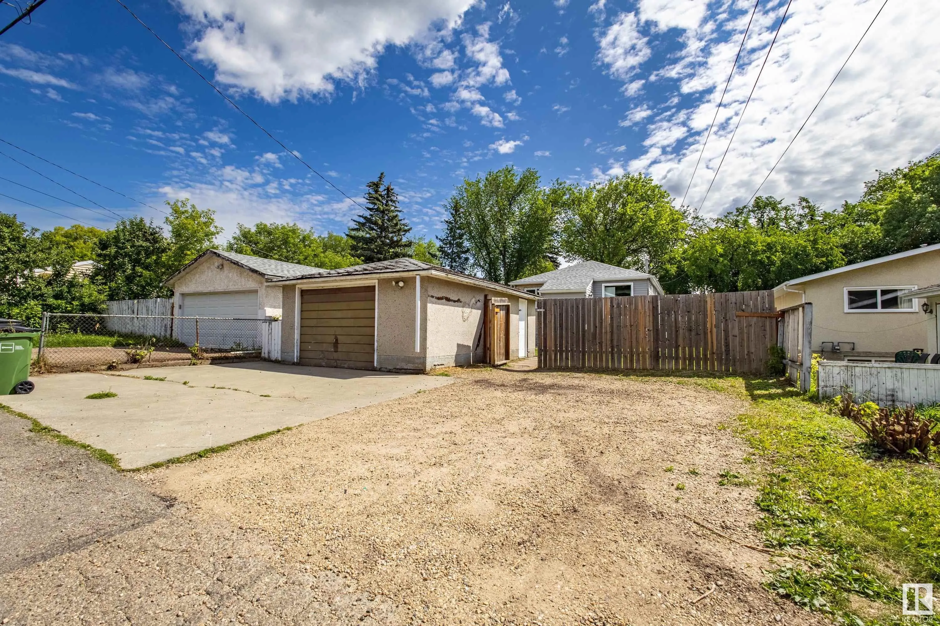 11938 56 ST