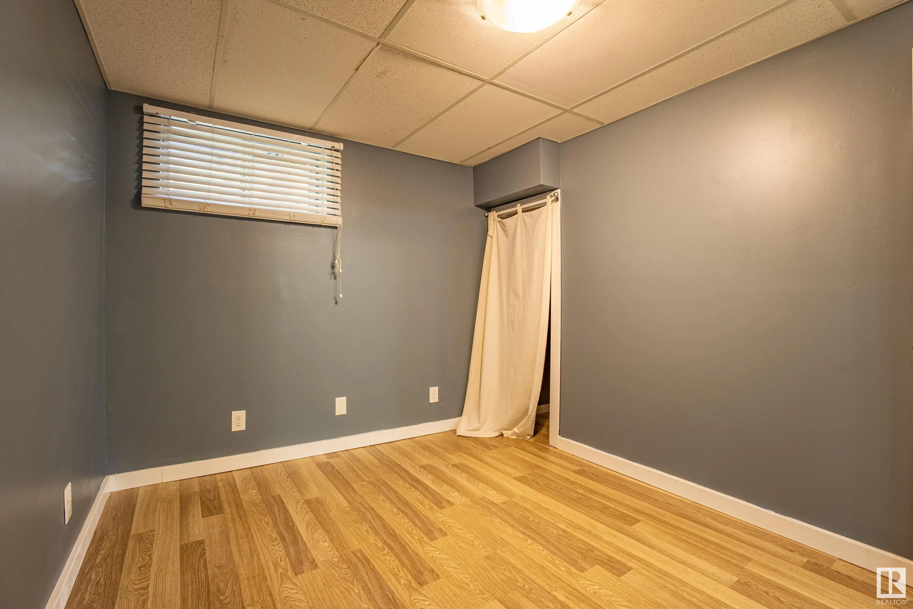 11938 56 ST
