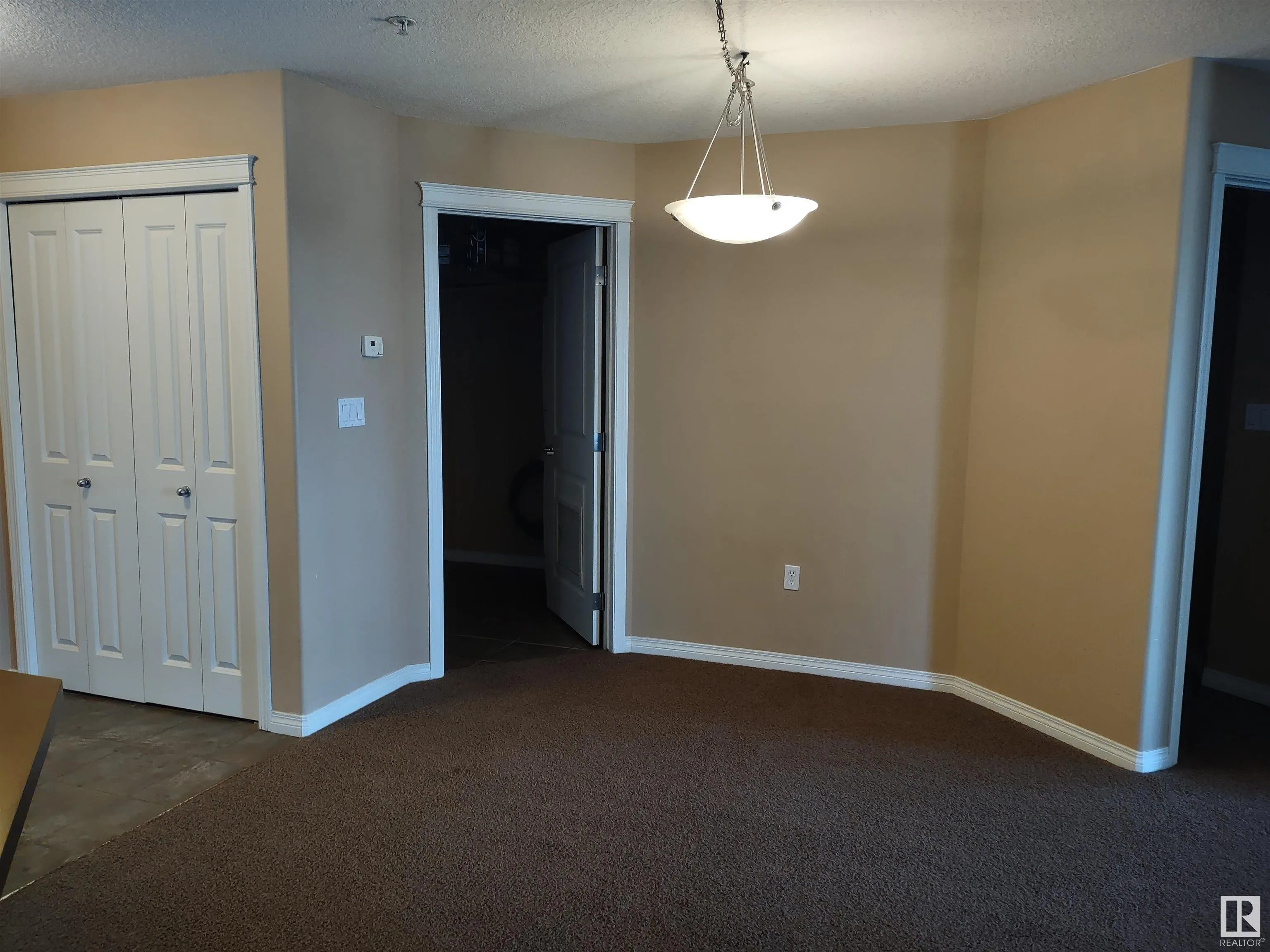 300 SPRUCE RIDGE Road