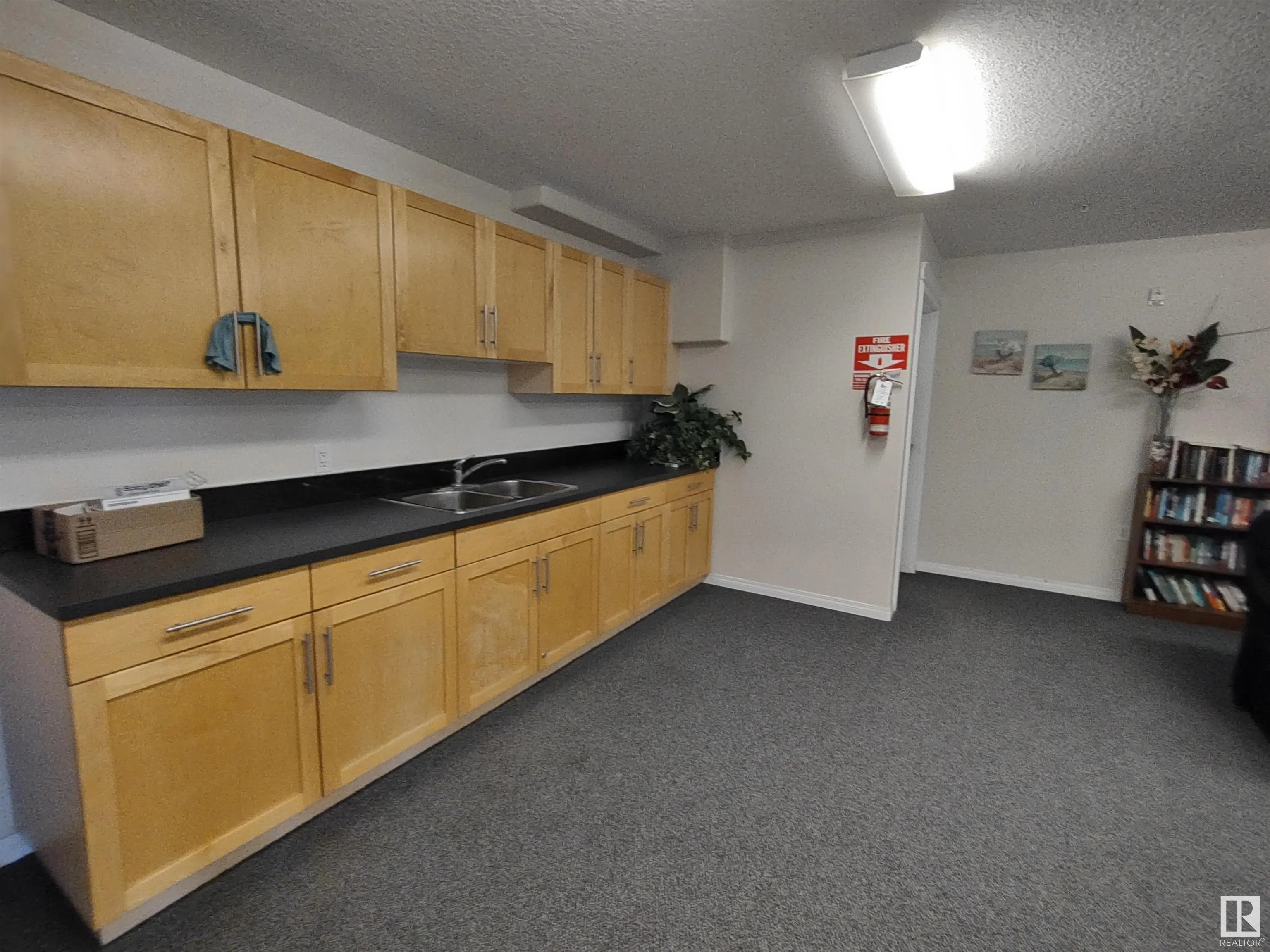 300 SPRUCE RIDGE Road
