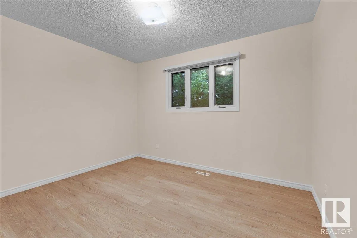 223 GRAHAM Place