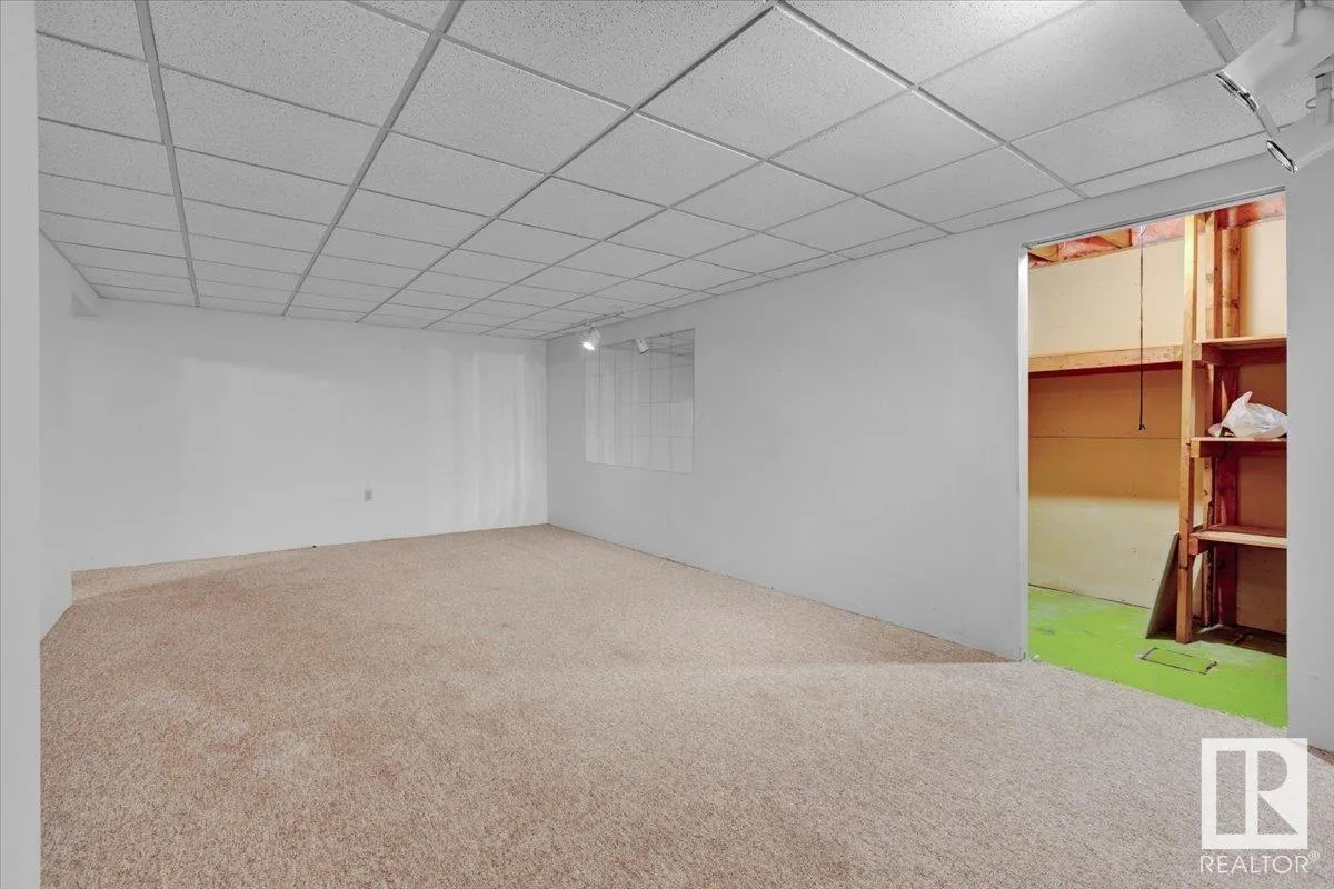 223 GRAHAM Place