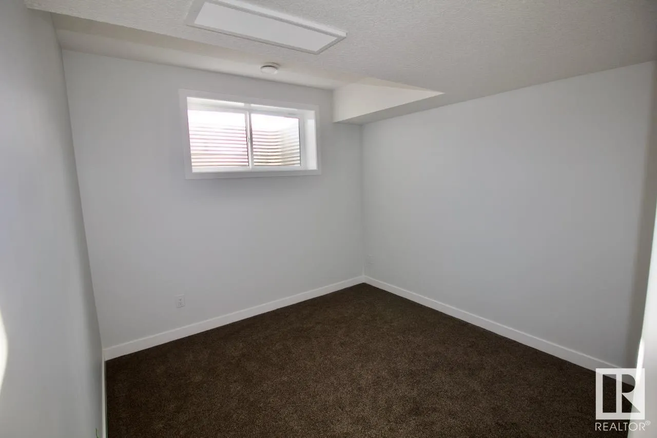8837 CARSON Way