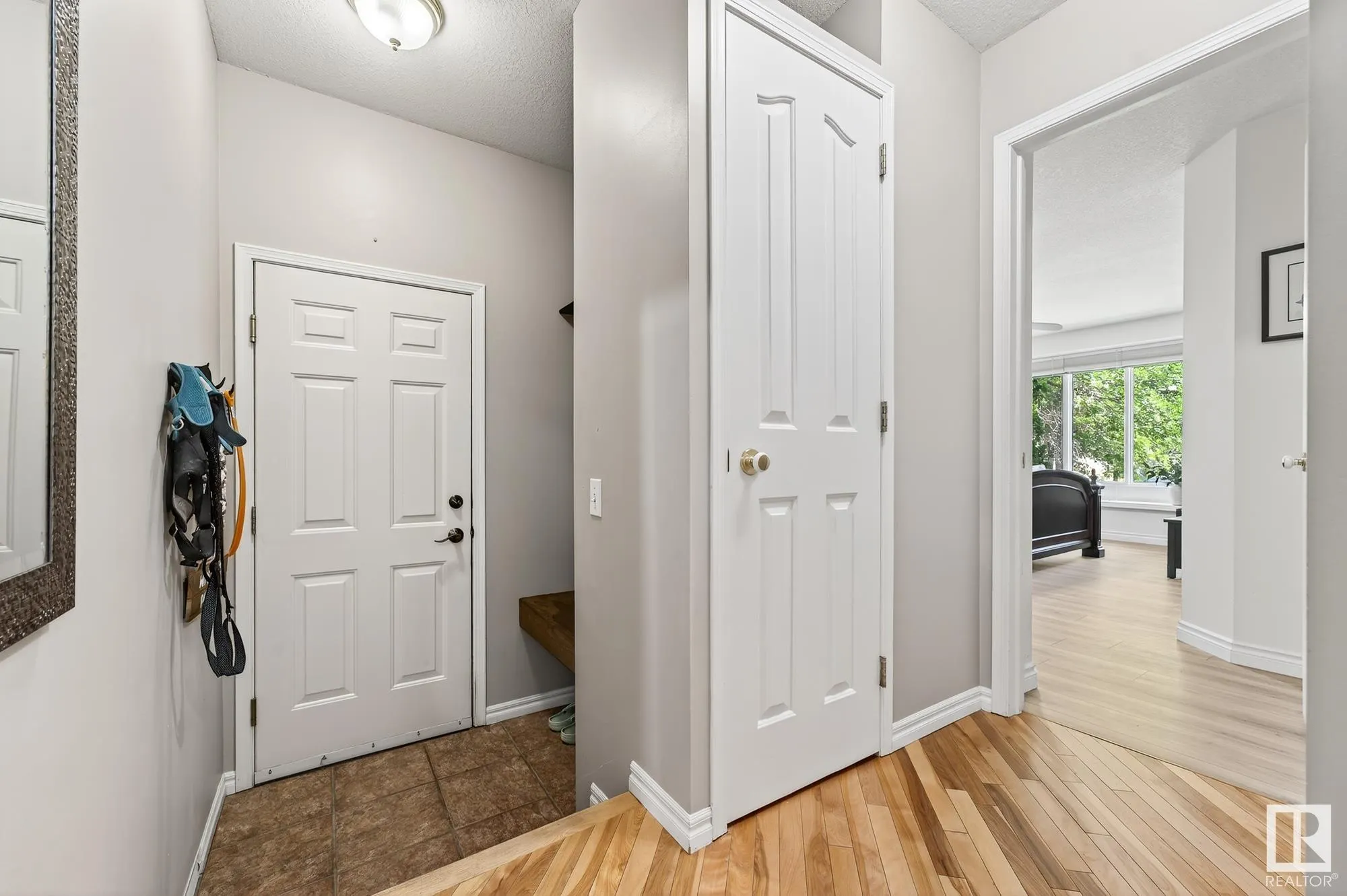 47 CHARLTON Road