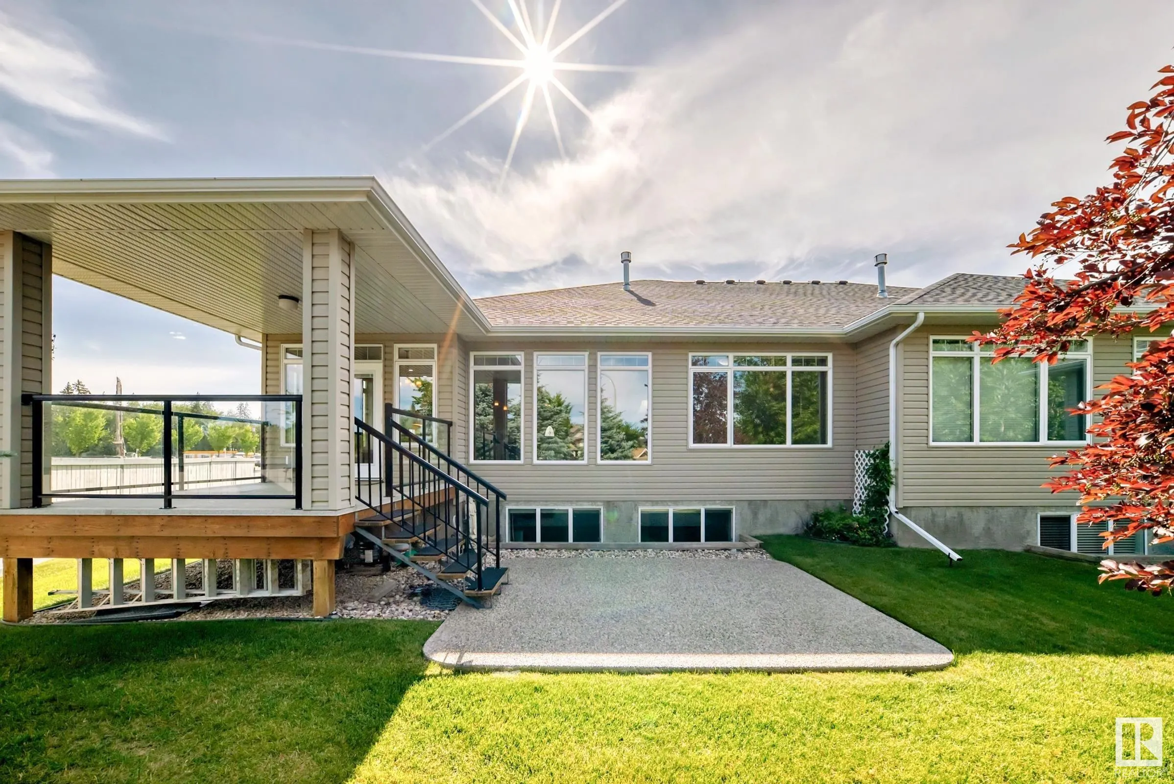 1 LINCOLN Cove