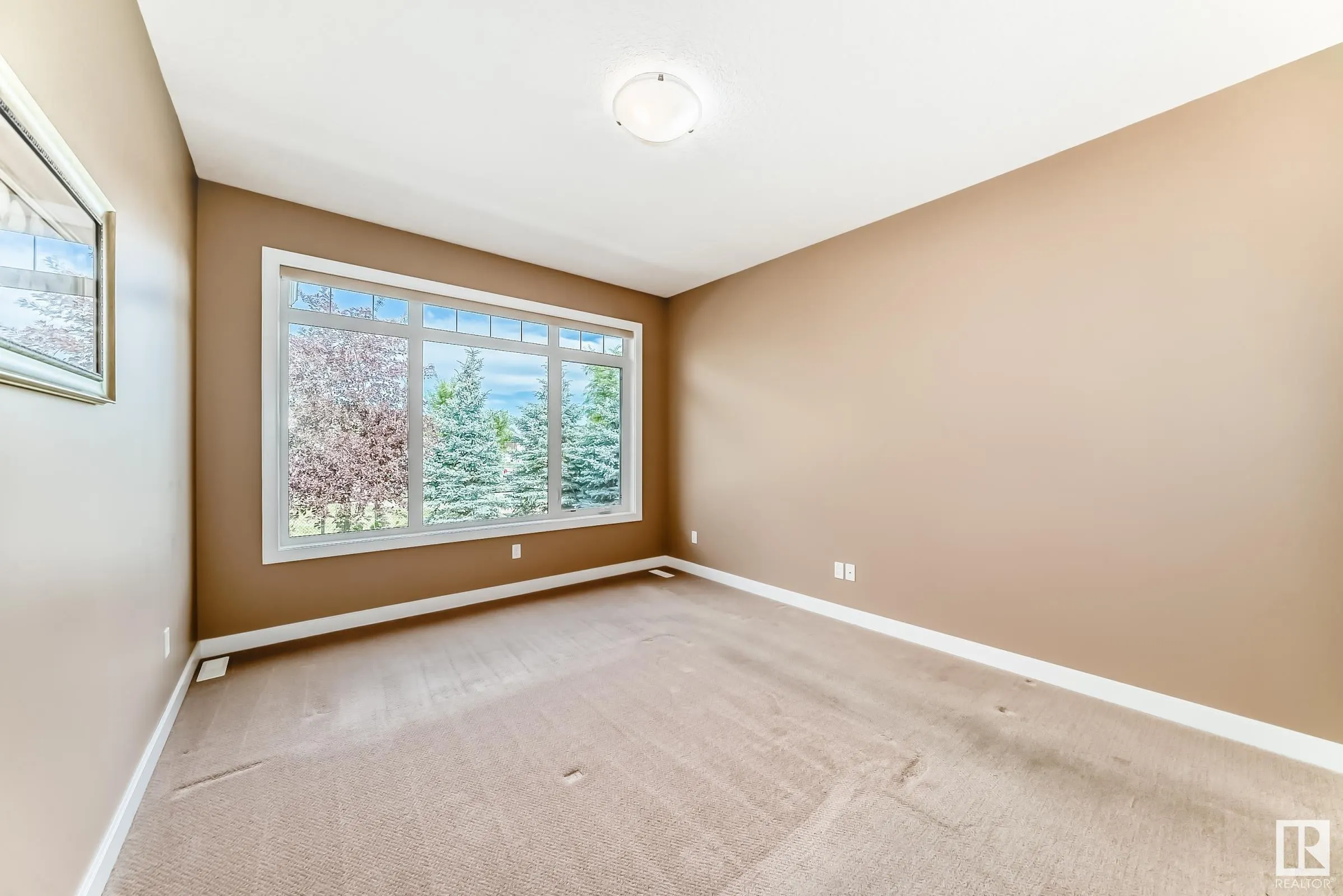 1 LINCOLN Cove