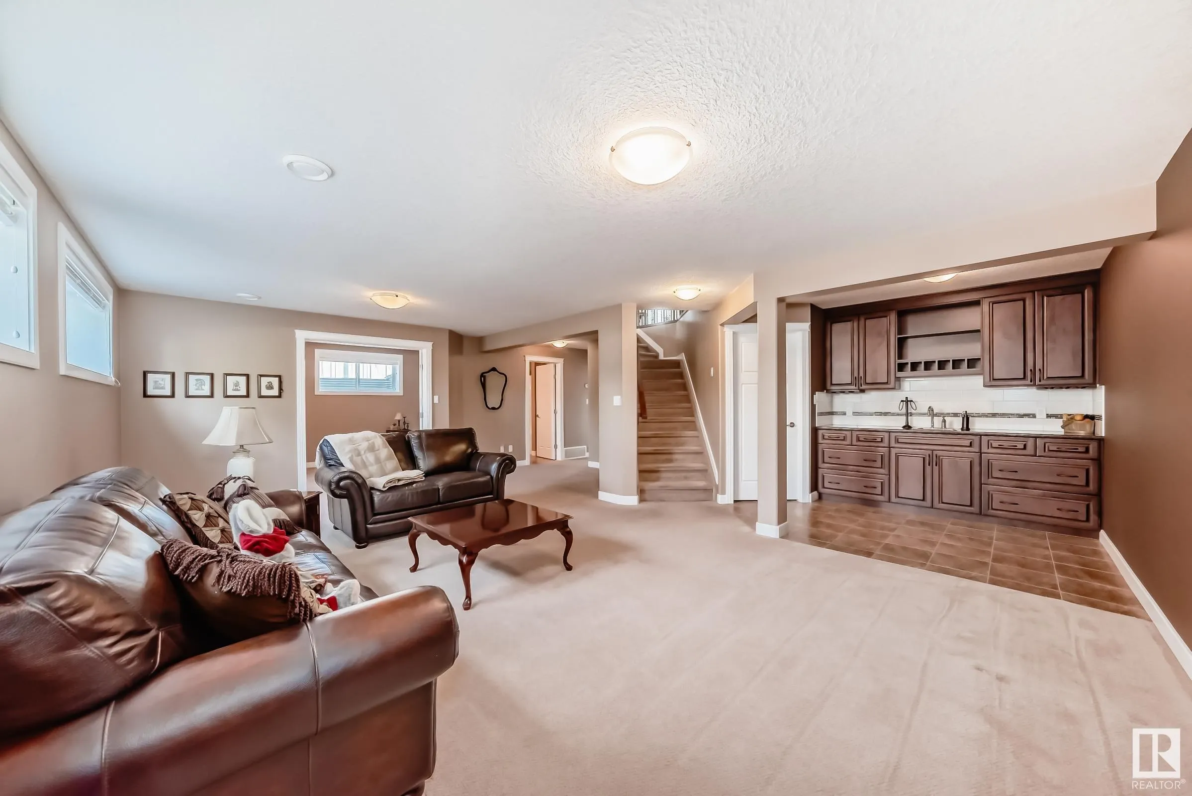 1 LINCOLN Cove