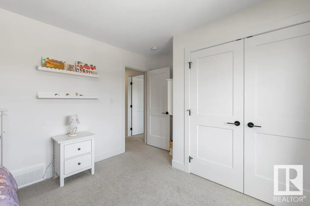27 RYBURY Court