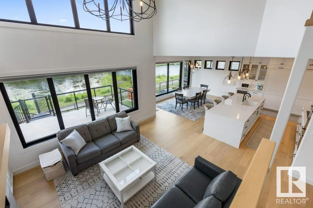 27 RYBURY Court