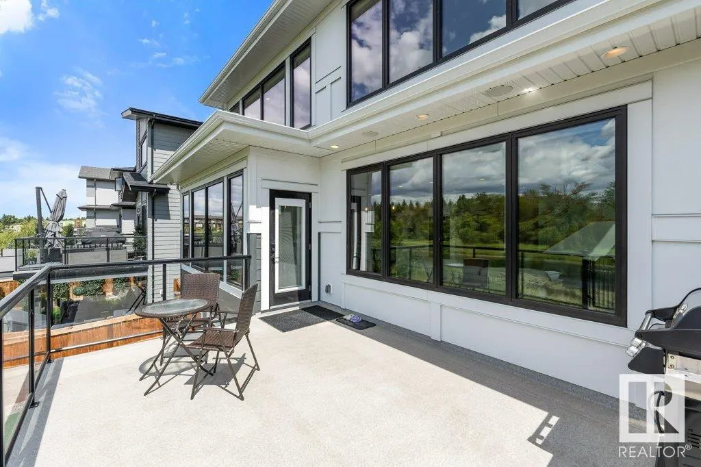 27 RYBURY Court