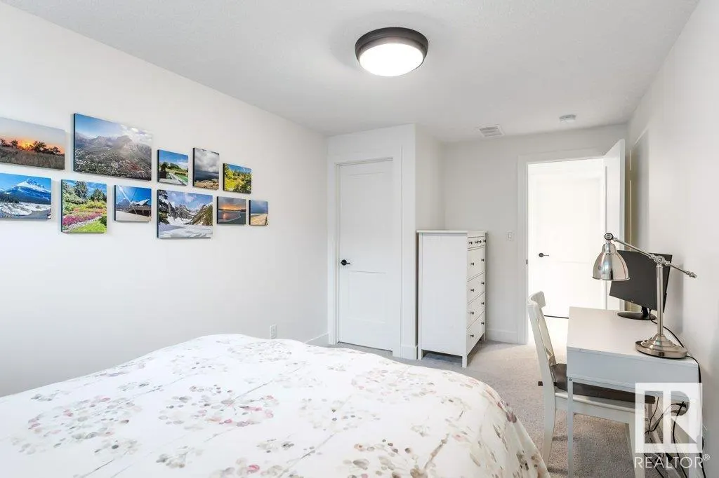 27 RYBURY Court