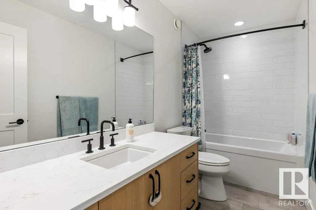 27 RYBURY Court