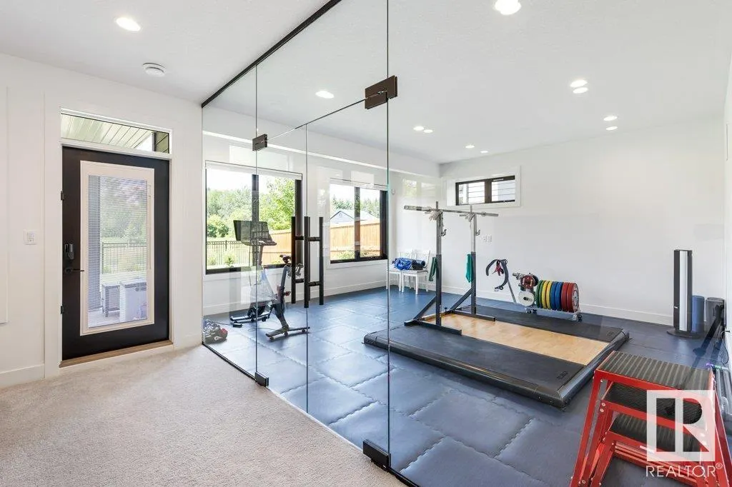 27 RYBURY Court