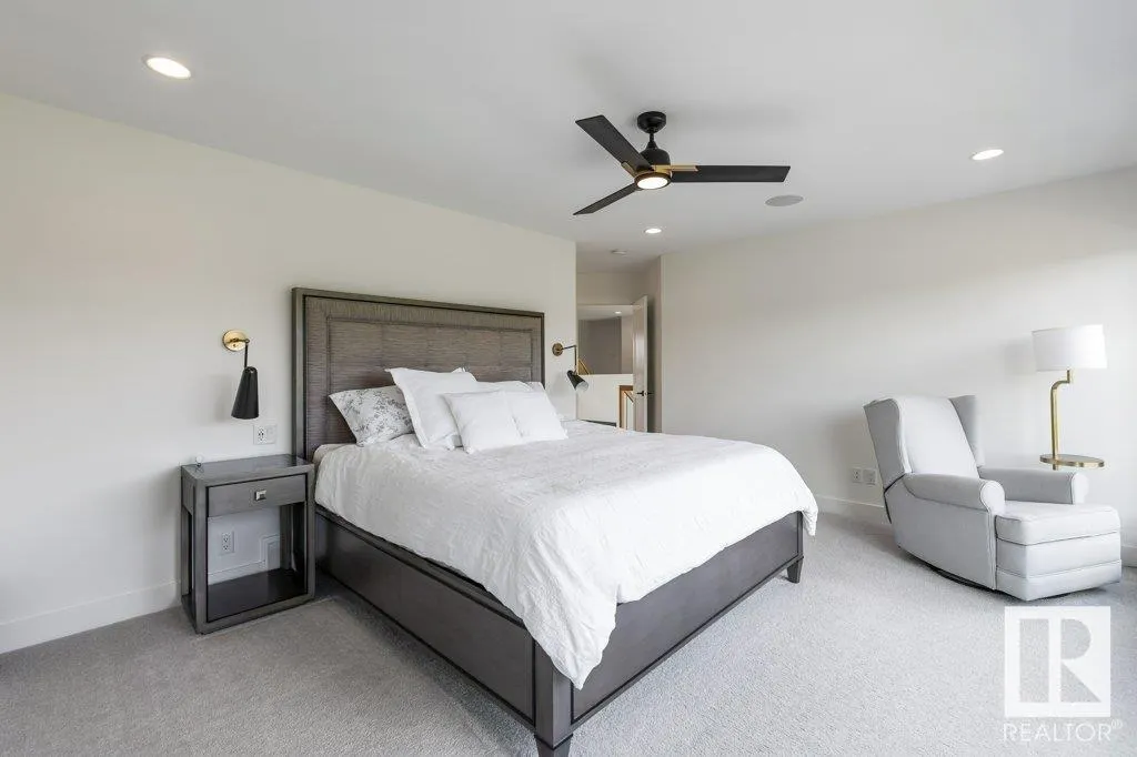 27 RYBURY Court