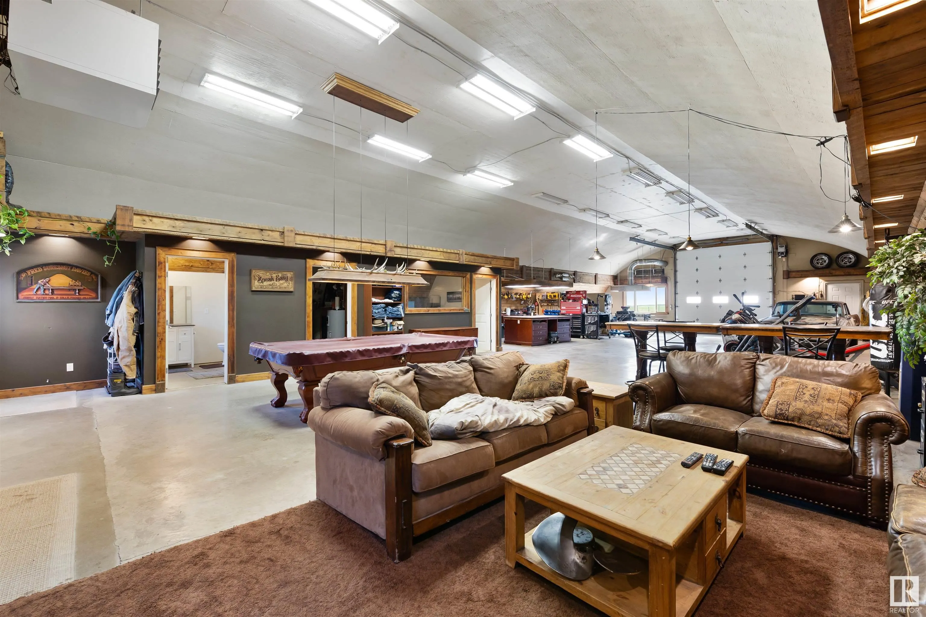 55360 RGE ROAD 205